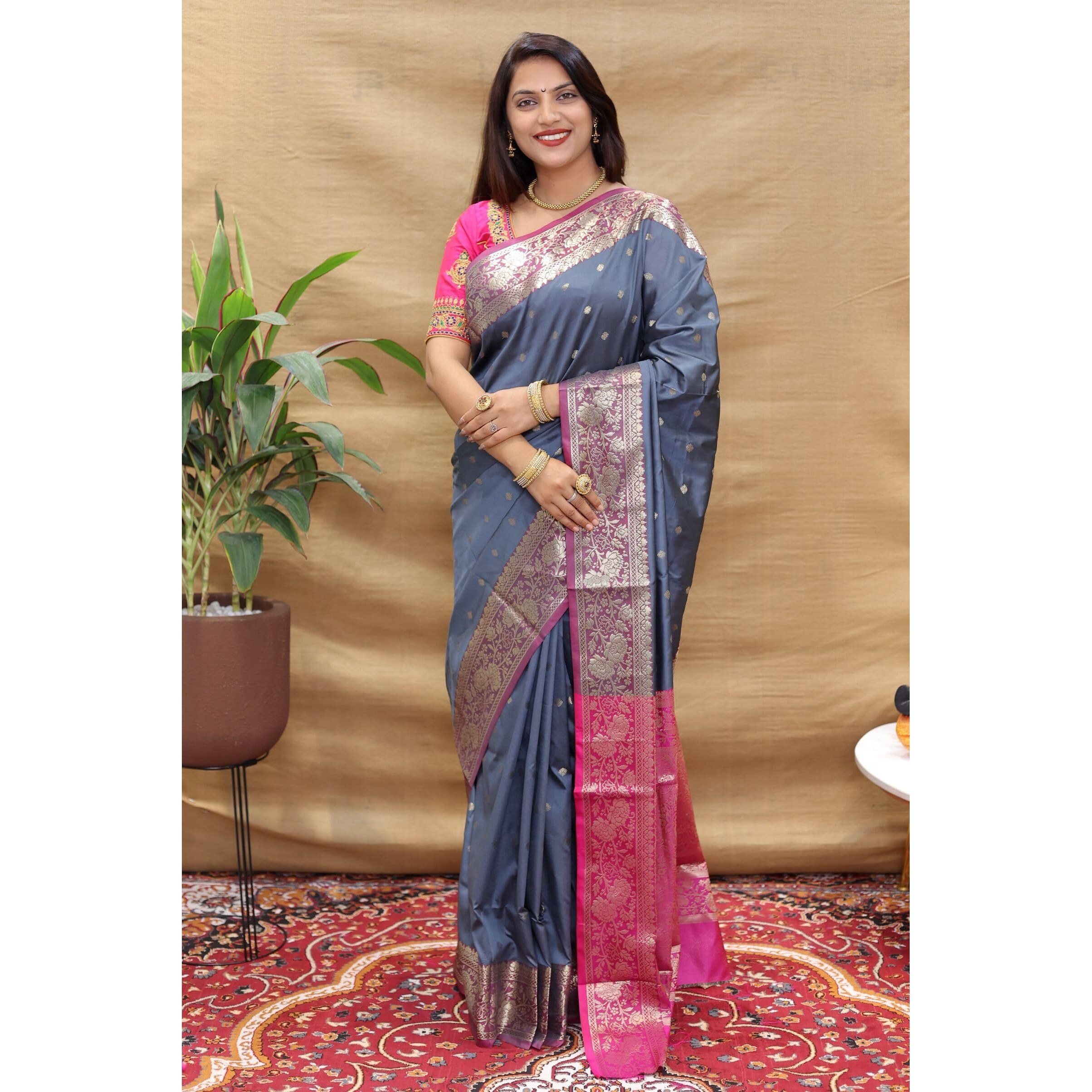 AMIRAT Womens Banarasi Saree Soft new ladies 2024 Design Wear Pattu Sarees Latest Cotton Party Sari collections With Blouse Piece for Wedding sadi (Grey)
