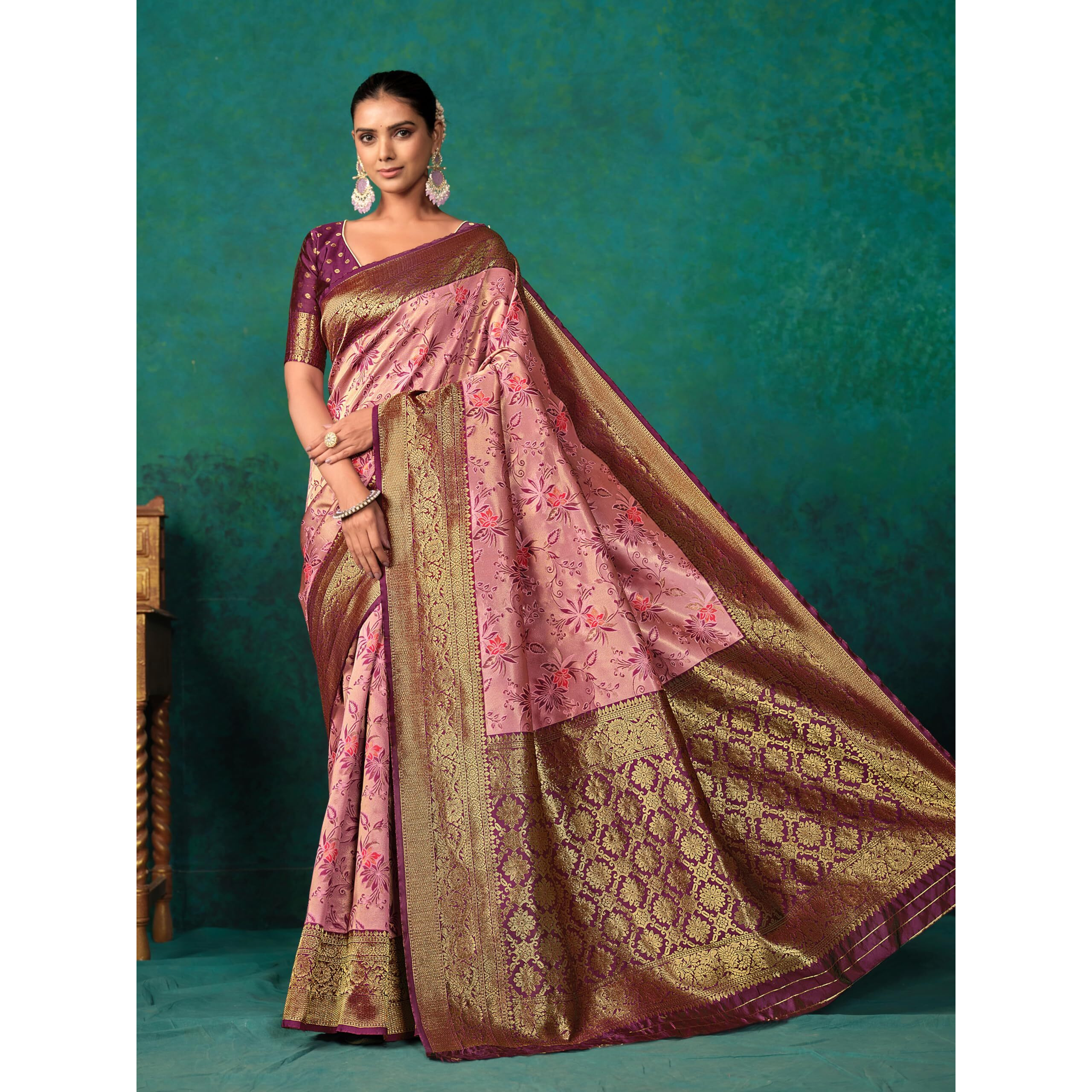 EthnicJunction Womens Dusty Pink Silk Blend floral Woven Saree With Blouse Piece