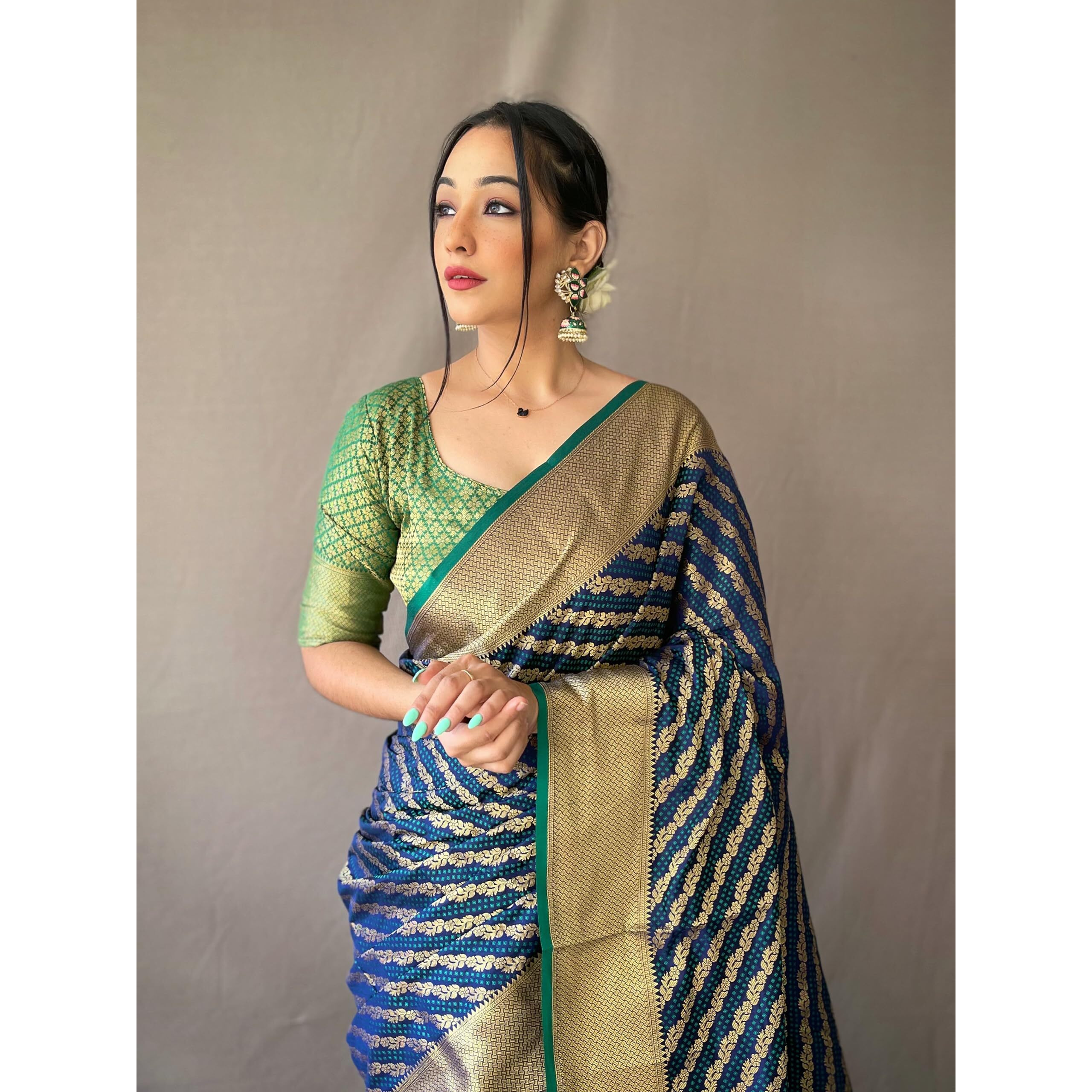 SGF11 Womens Leriya patola Soft Lichi Silk Banarasi Sarees With Blouse Piece (Dark Blue)
