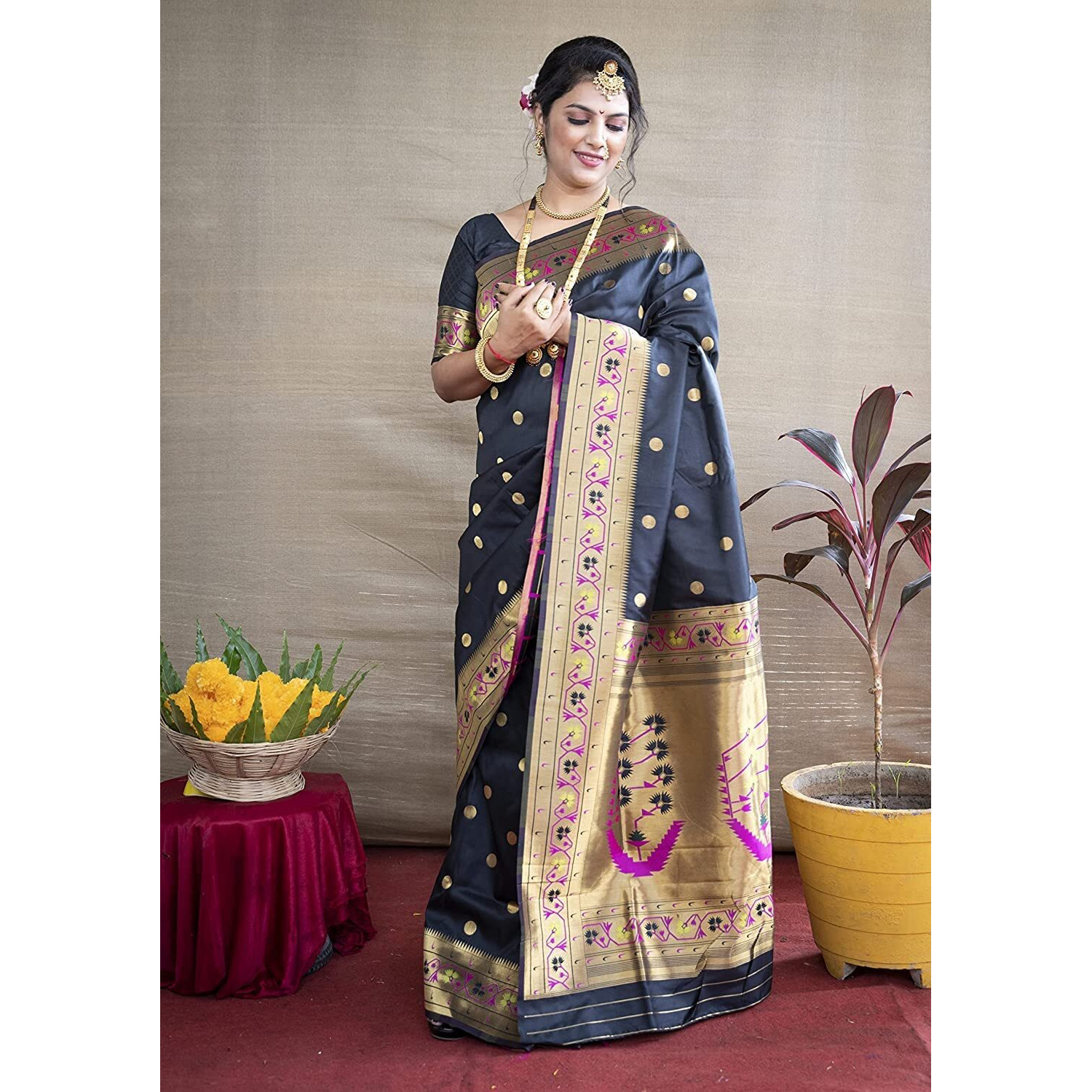SGF11 Womens Paithani Kanjivaram Pure Silk Handloom Saree Pure Golden Zari With Blouse Piece (Black)