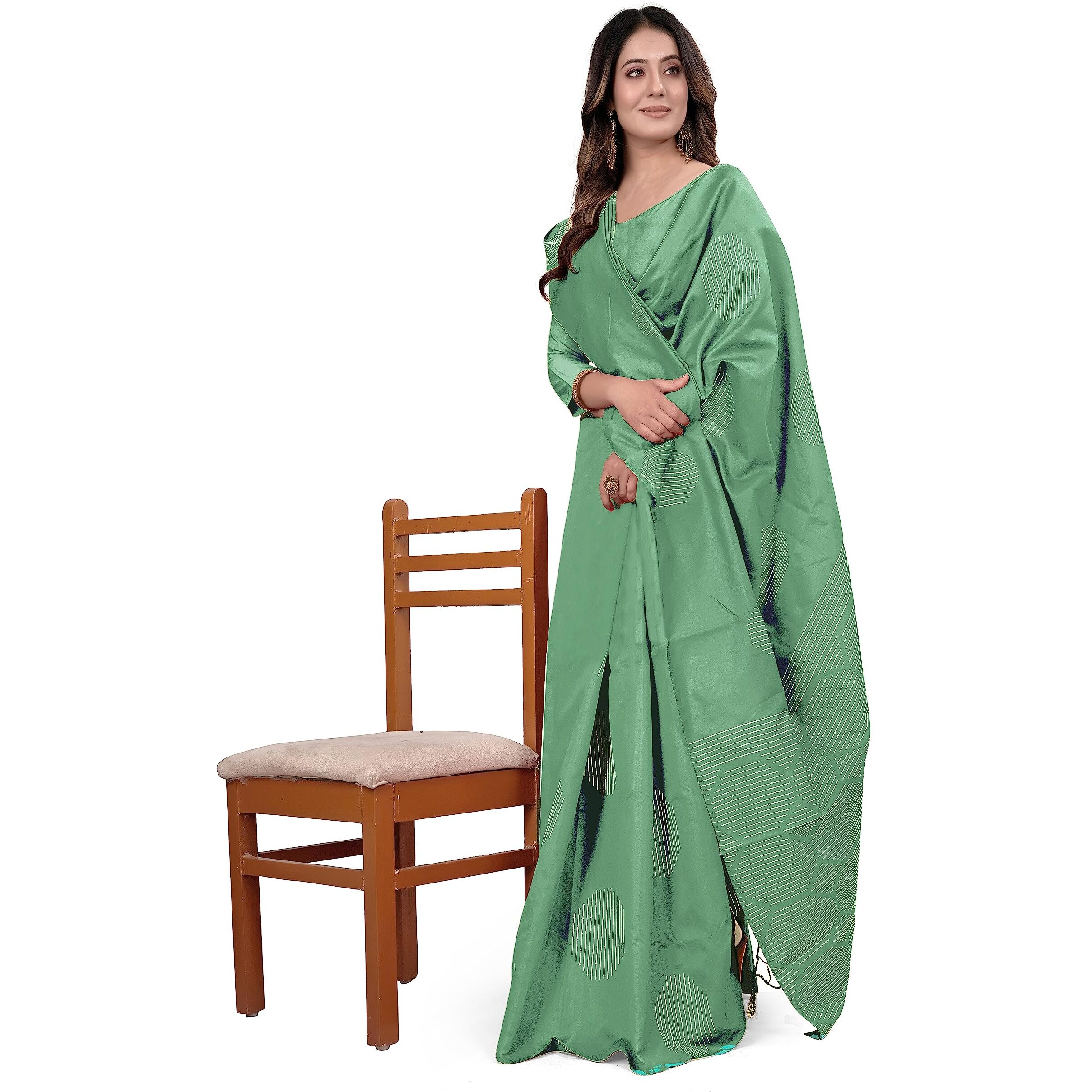 Pujia Mills Womens Beautiful Sequins Weaving With Golden And Silver Zari Banarasi Jacquard Saree (Malti Pista)