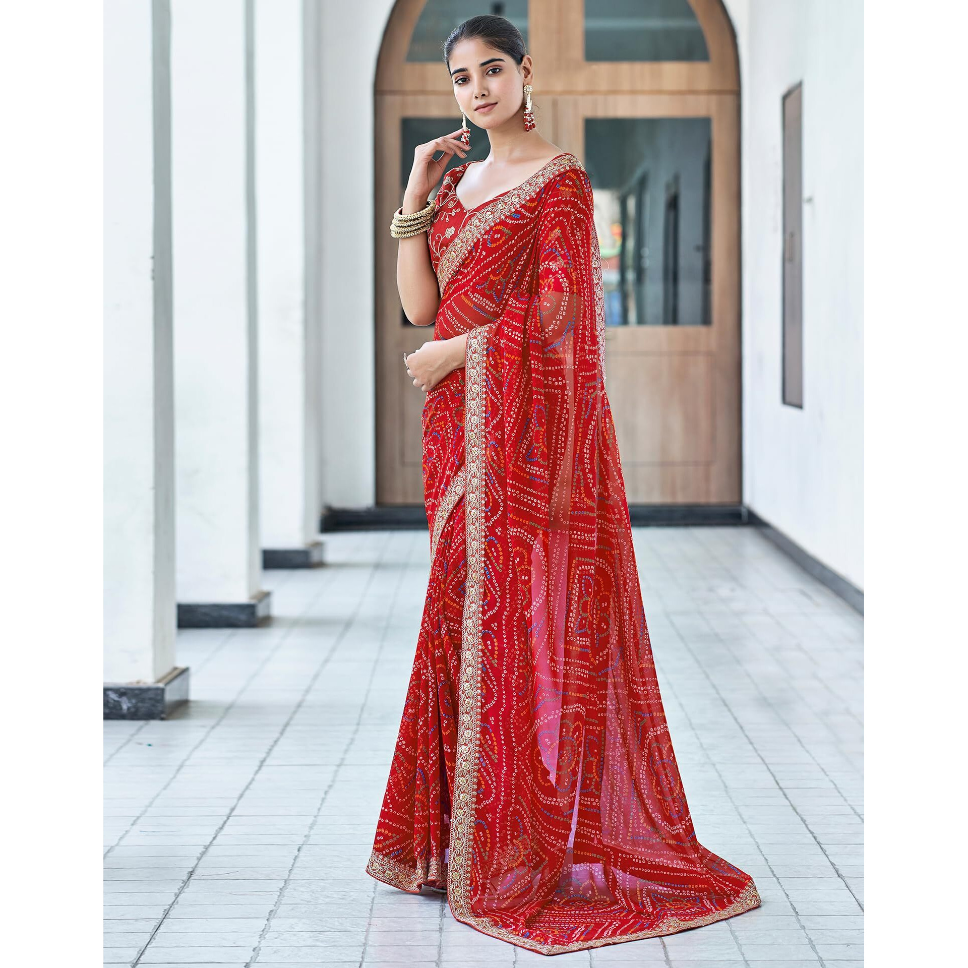 SIRIL Womens Georgette Bandhani Printed Saree With Unstitched Blouse Piece (3667S2547_Red2)