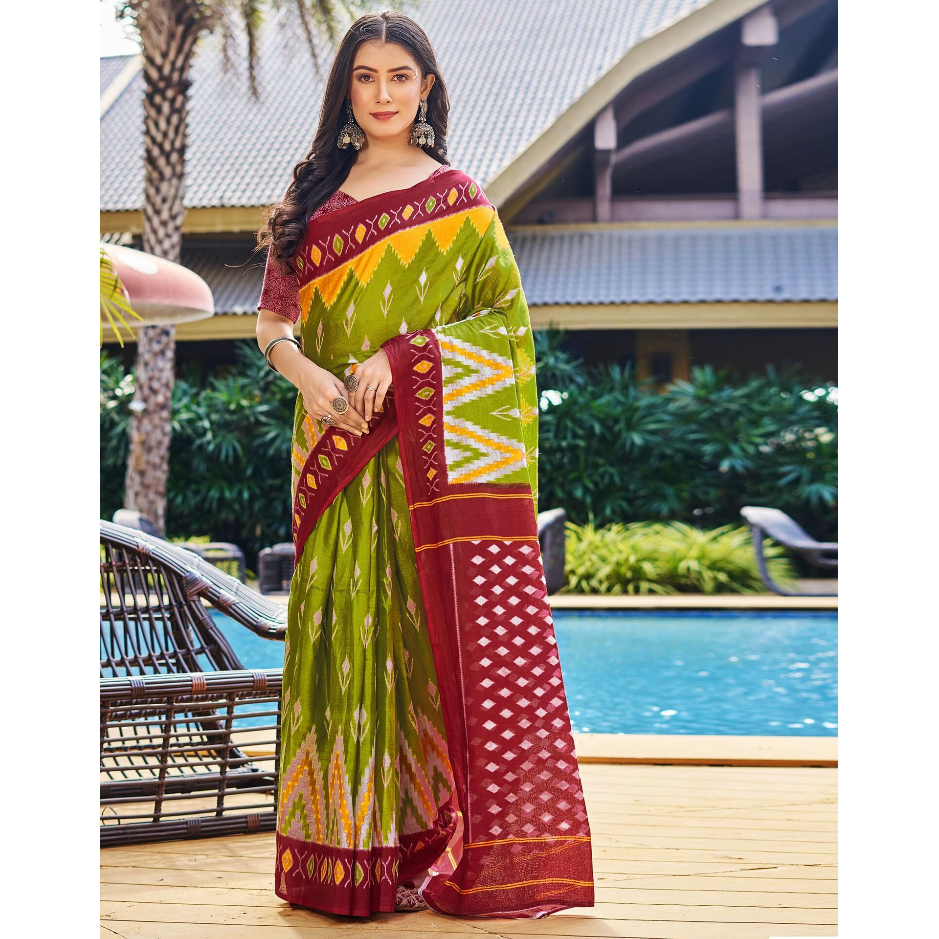 SIRIL Womens Cotton Printed Ready To Wear Saree With Unstitched Blouse Piece (3394S305_Red & Green)