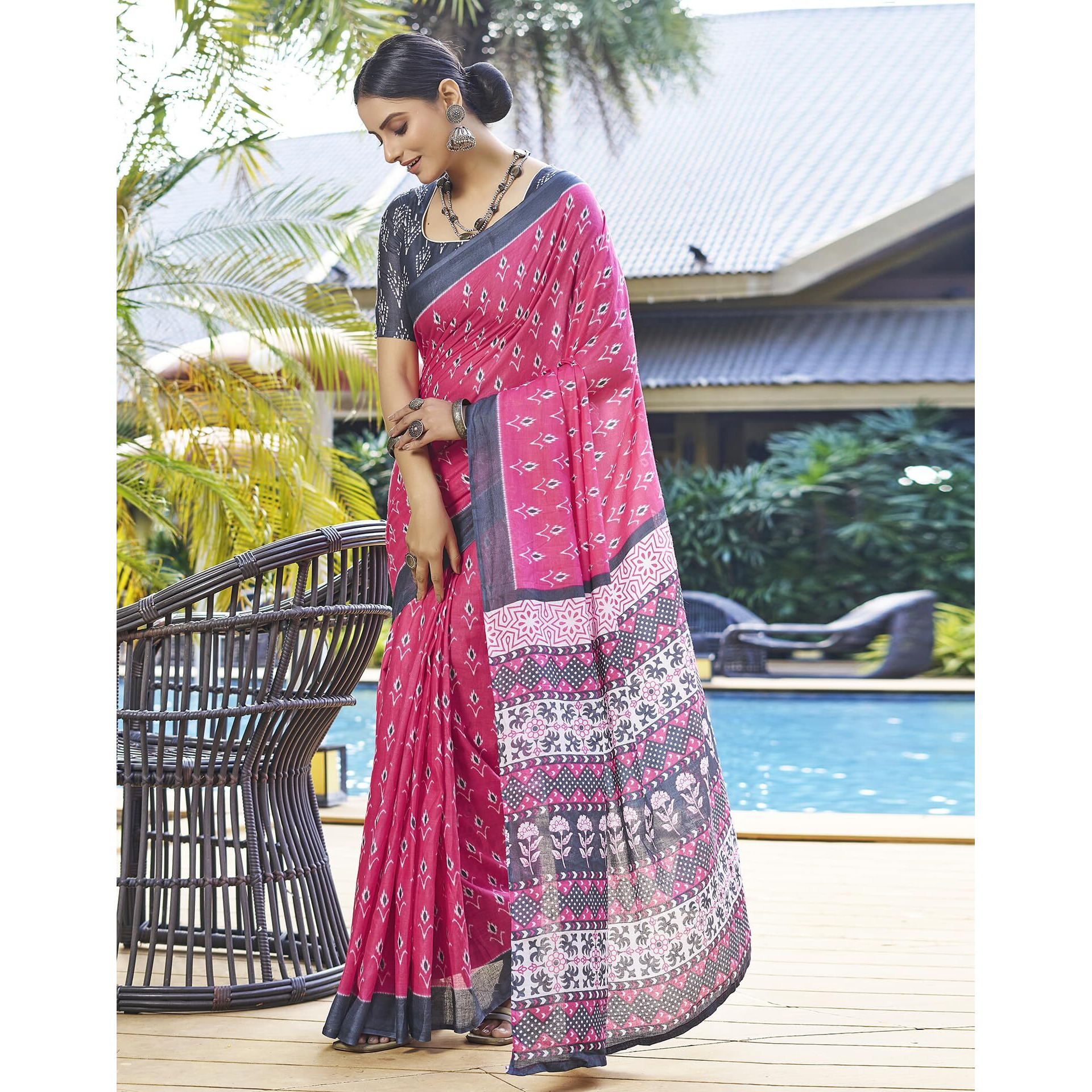 SIRIL Womens Cotton Printed Ready To Wear Saree With Unstitched Blouse Piece (3391S291_Pink)