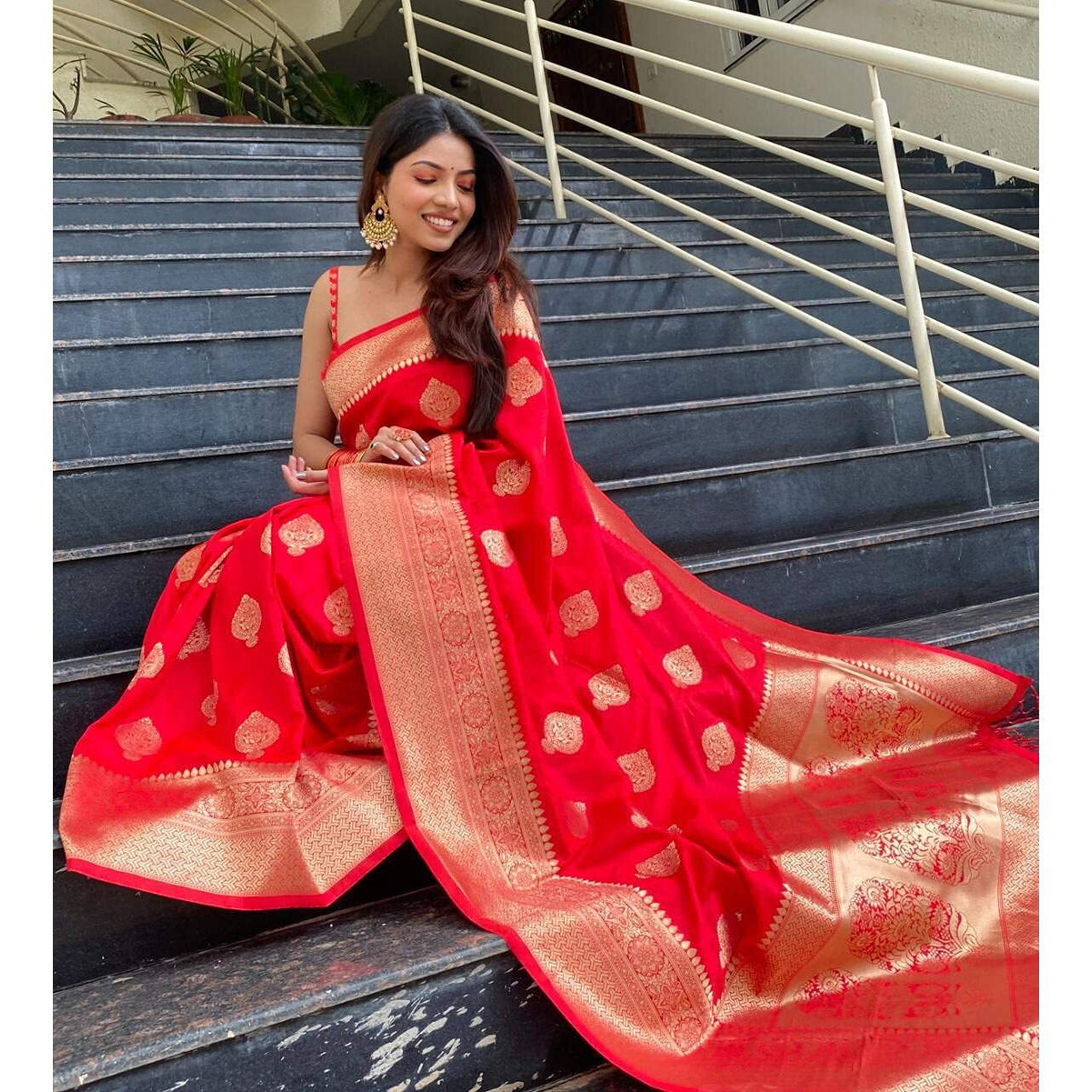 Flosive Womens Present Banarasi Soft Lichi Silk Saree Beautiful Jacquard Rich Pallu Design Work Zari Woven Kanjivaram Silk Style Saree With Soft Lichi Silk Blouse Piece (A Red)