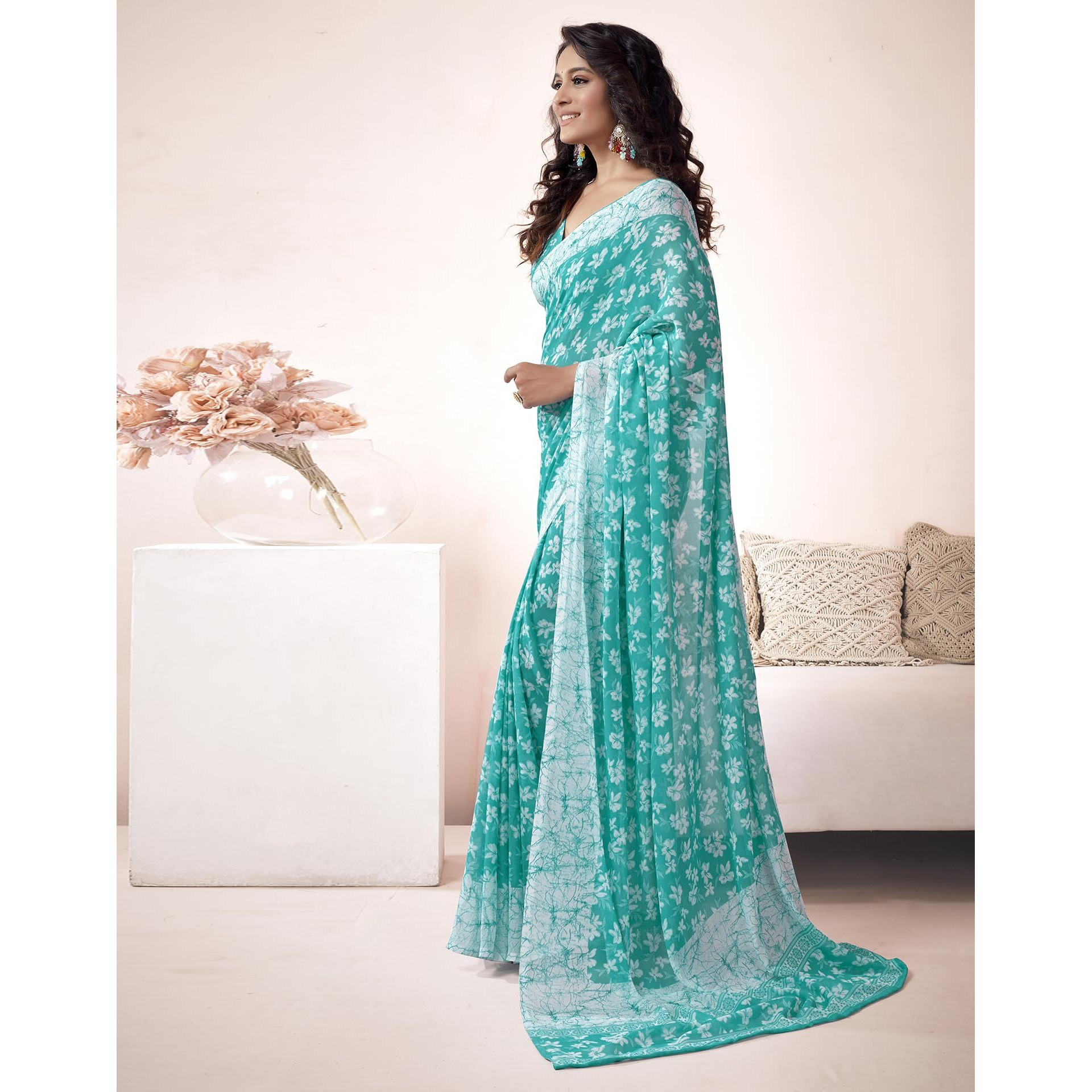 SIRIL Womens Georgette Floral Printed Saree With Unstitched Blouse Piece (3670S2564_Light Blue)