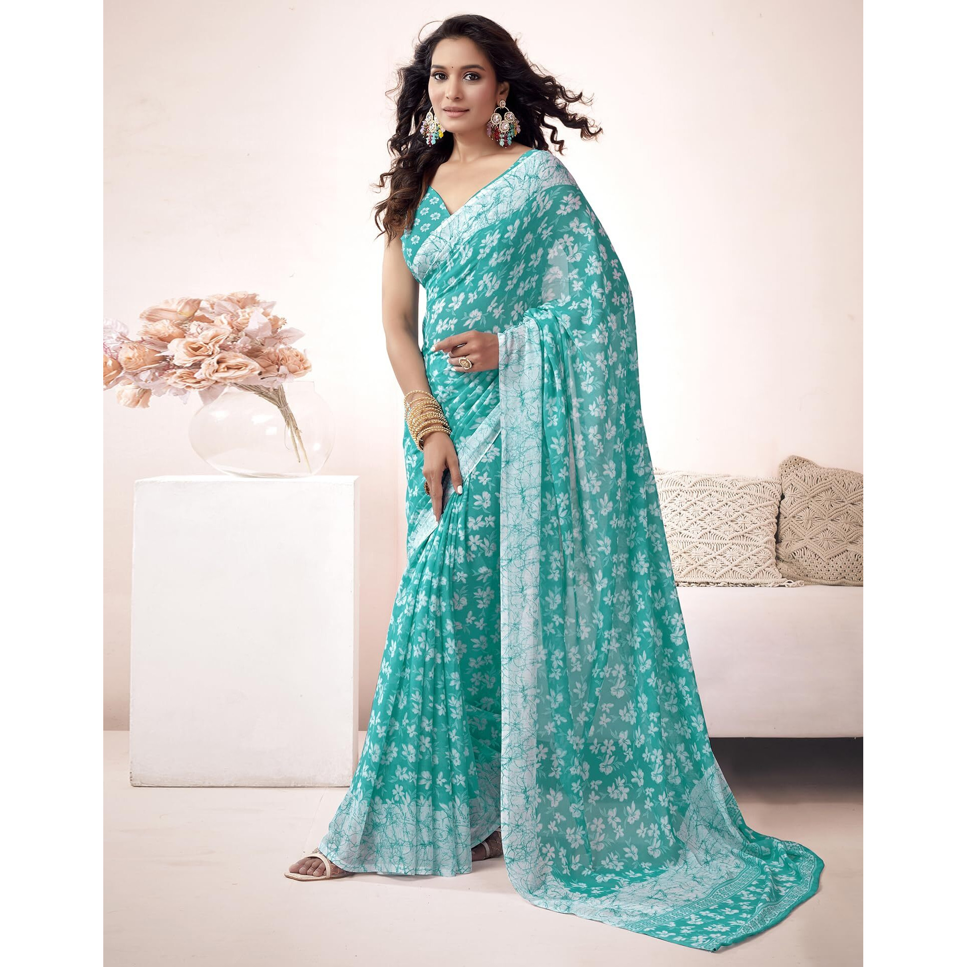 SIRIL Womens Georgette Floral Printed Saree With Unstitched Blouse Piece (3670S2564_Light Blue)