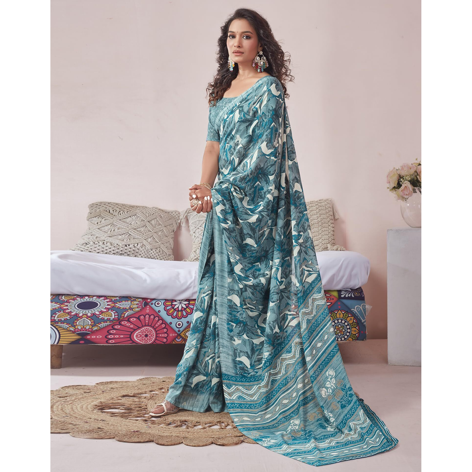 SIRIL Womens Georgette Floral Printed Saree With Unstitched Blouse Piece (3670S2567_Blue)
