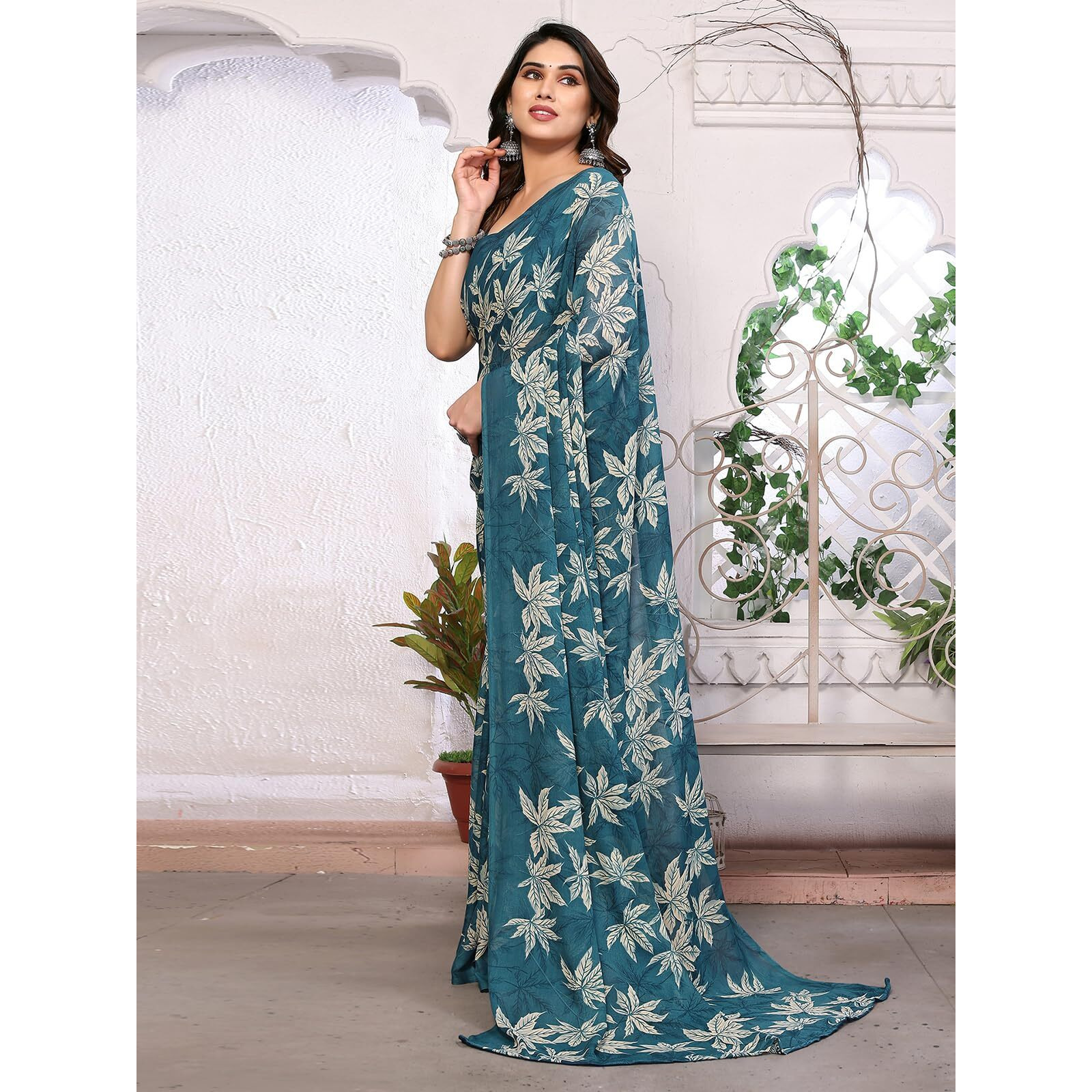 SIRIL Womens Floral Printed Georgette Saree with Unstitched Blouse Piece (3290S135_Teal Blue)