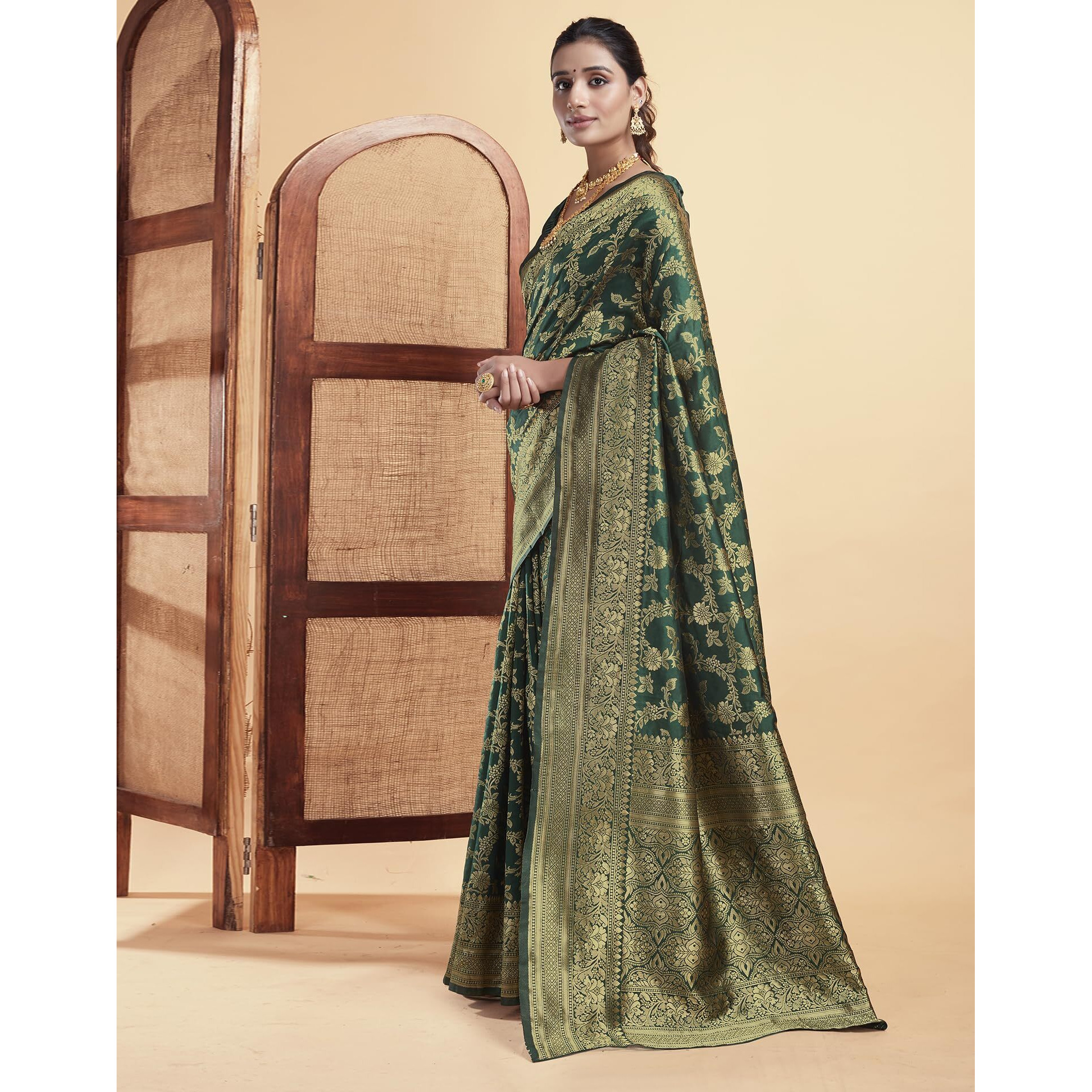 SIRIL Womens Silk Jacquard Saree With Unstitched Blouse Piece (3662S391_Green)