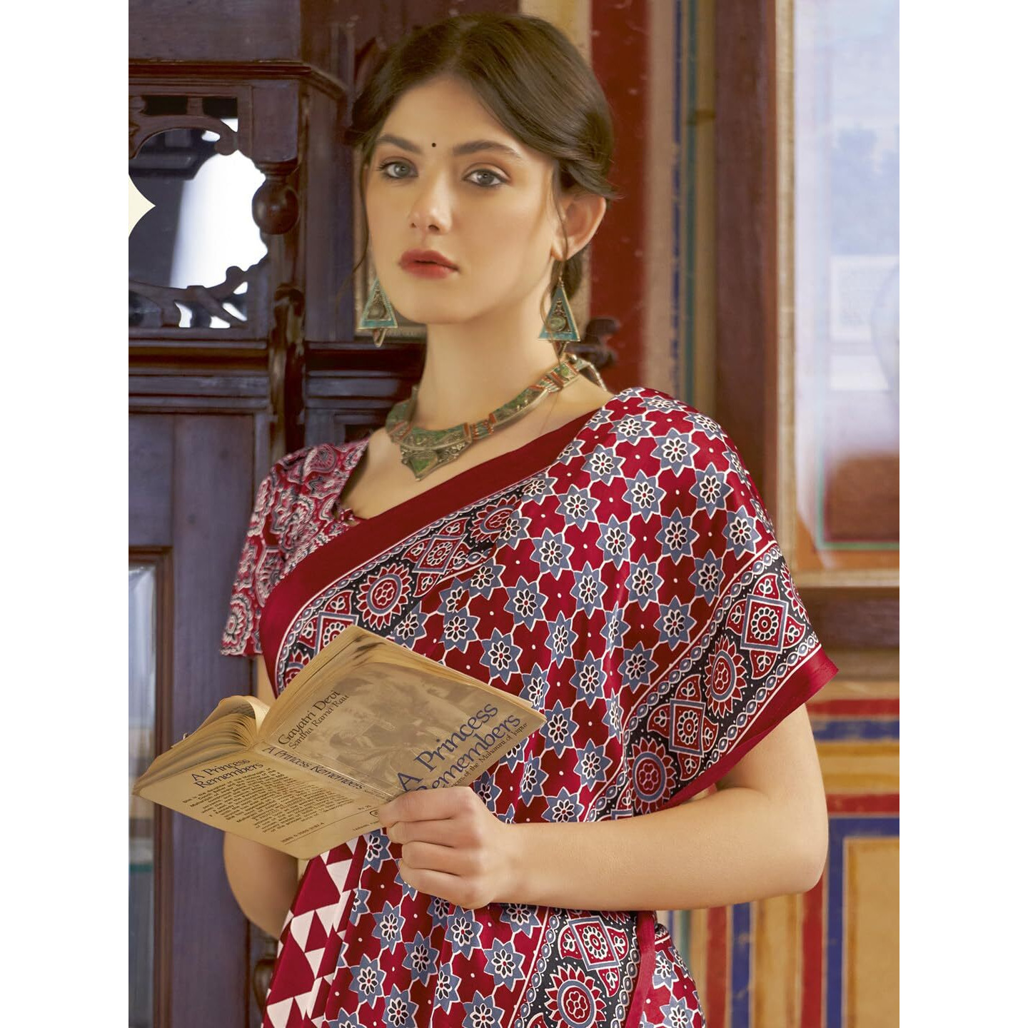 SAREE MALL Womens Ajrkh Print Satin Crepe Geometric Printed Saree With Unstitched Blouse Piece(Red_MOHAR102A_HS)