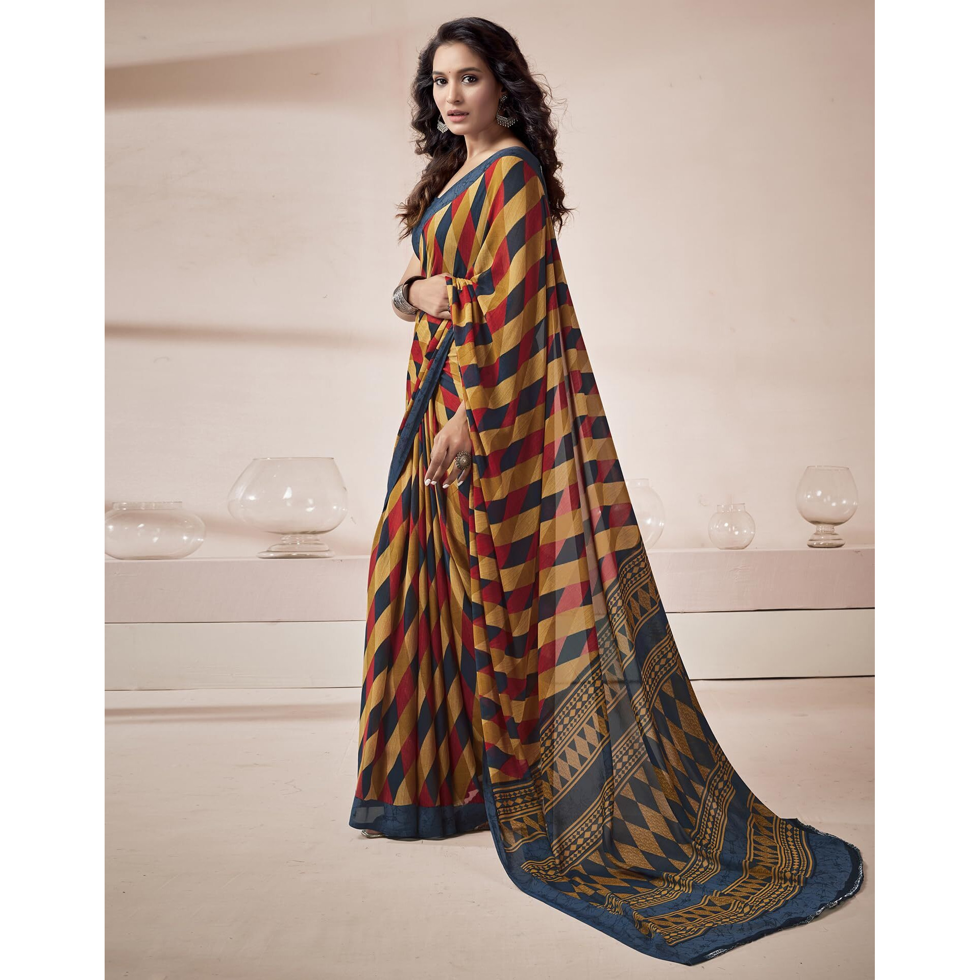 SIRIL Womens Georgette Geometric Printed Saree With Unstitched Blouse Piece (3671S2574_Grey & Beige)