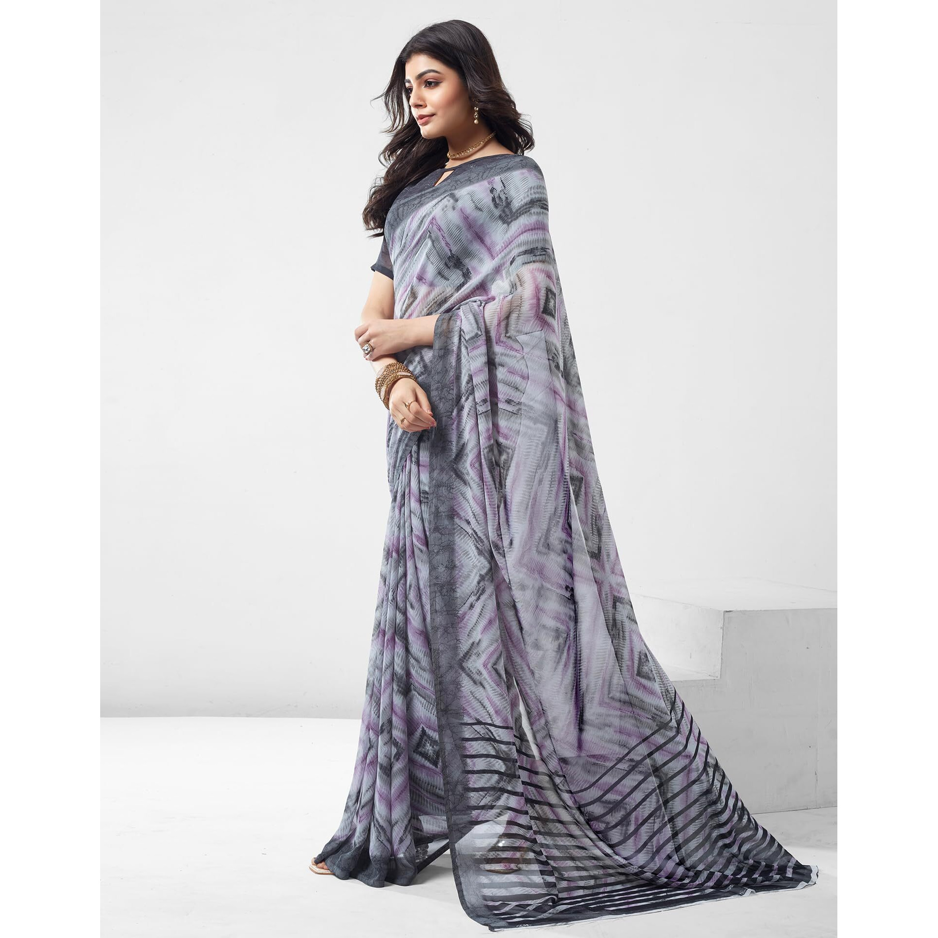 SIRIL Womens Georgette Geometric Printed Saree With Unstitched Blouse Piece (3451S1097_Grey)