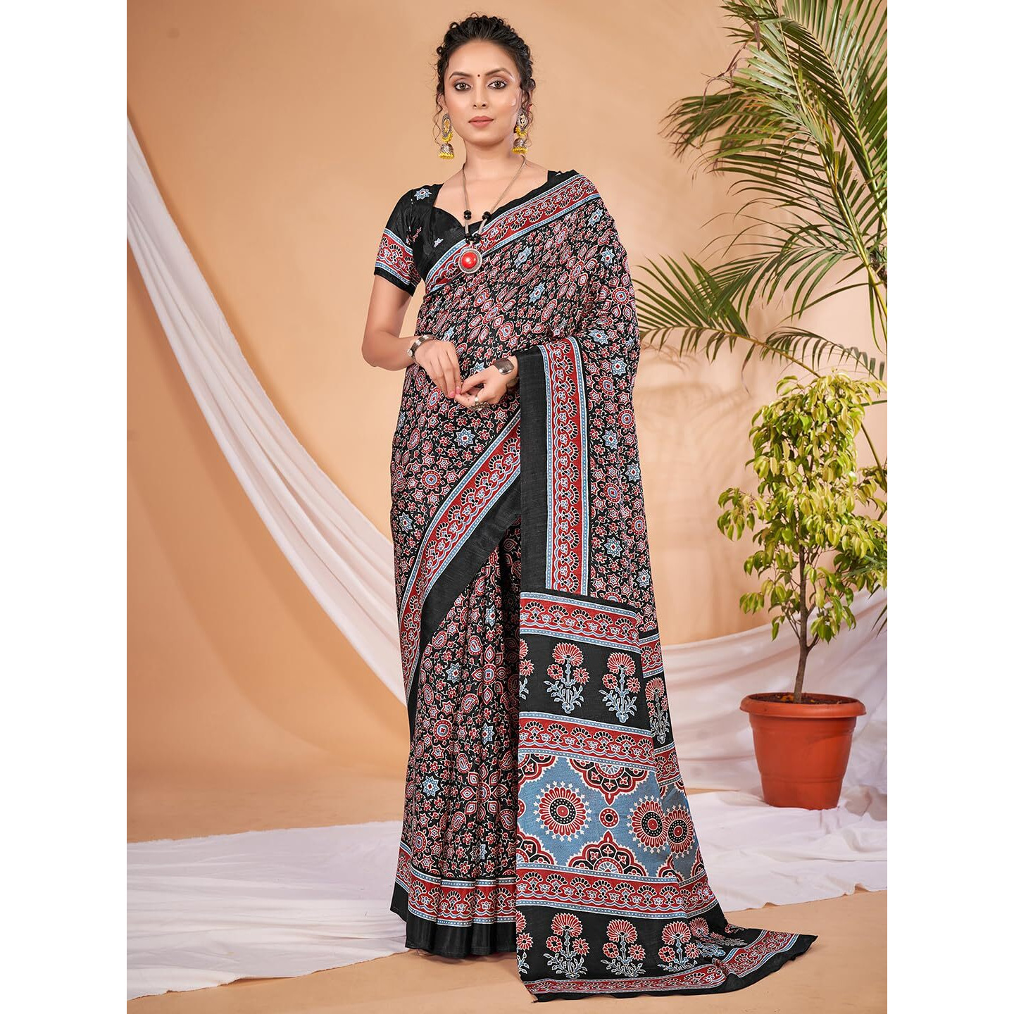 AKHILAM Womens Ajrak Block Print Dola Silk Saree With Unstitched Blouse Piece (Black_KUMRN202_HS)