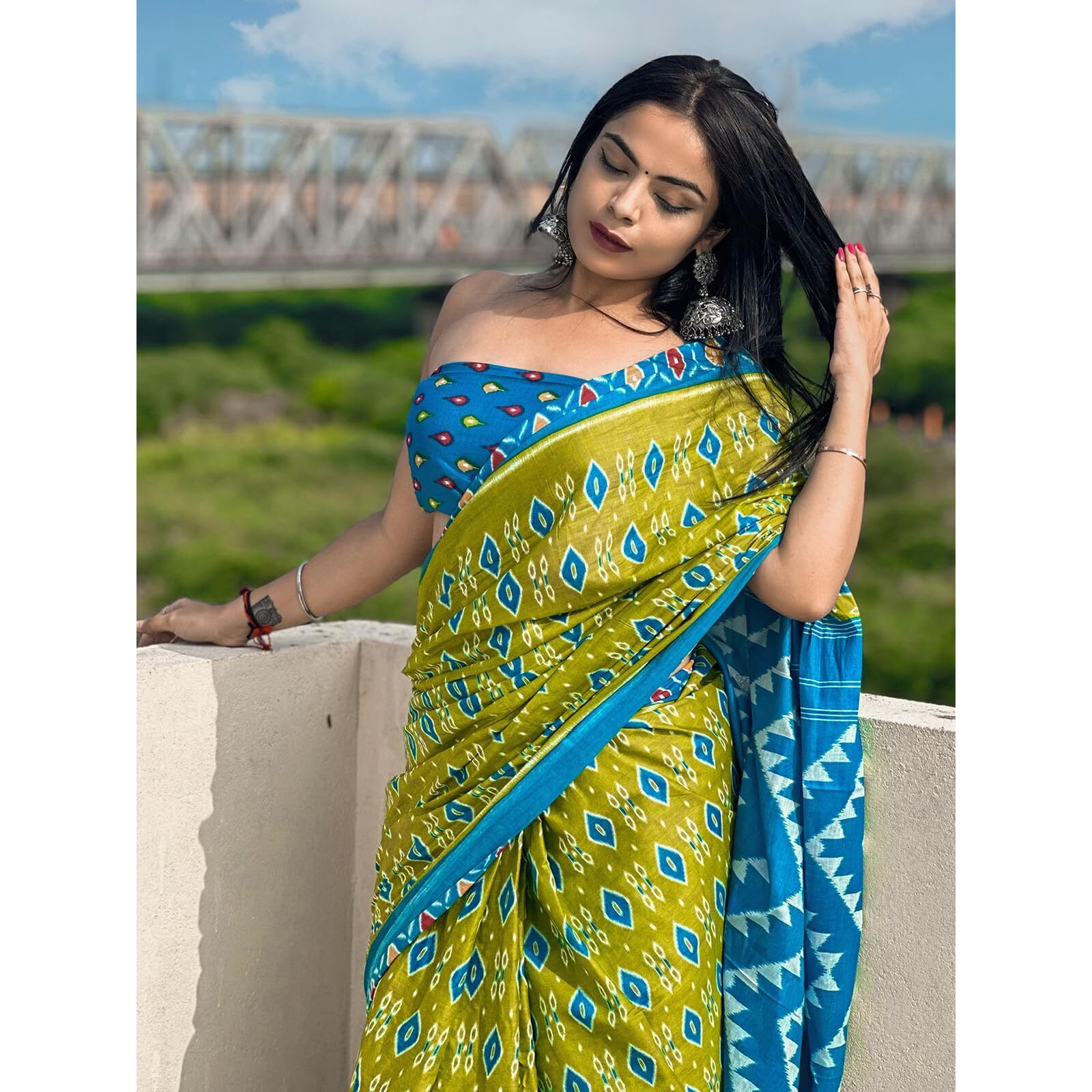 SIRIL Womens Printed Cotton Saree with Unstitched Blouse Piece (3322S256_Green)