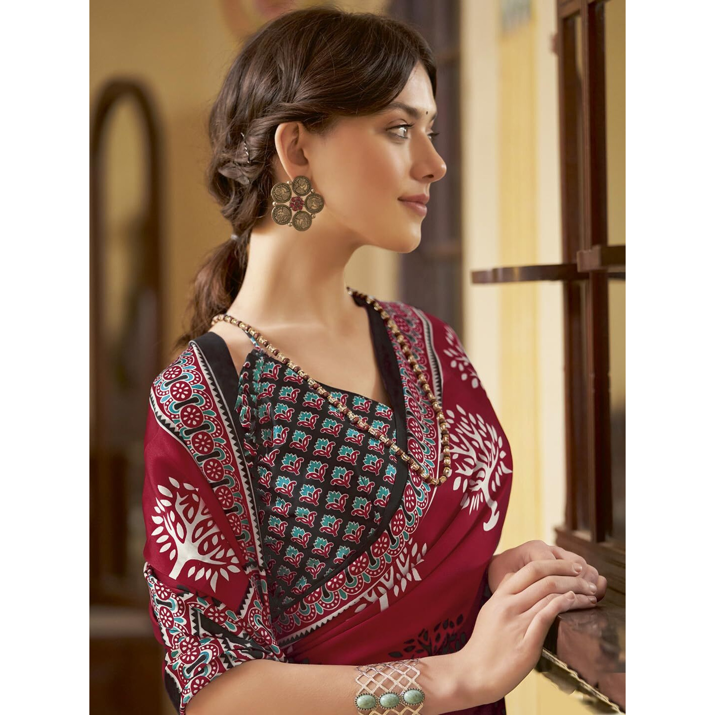 SAREE MALL Womens Ajrak Crepe Satin Printed Saree With Unstitched Blouse Piece(Red_MOHAR201A_HS)