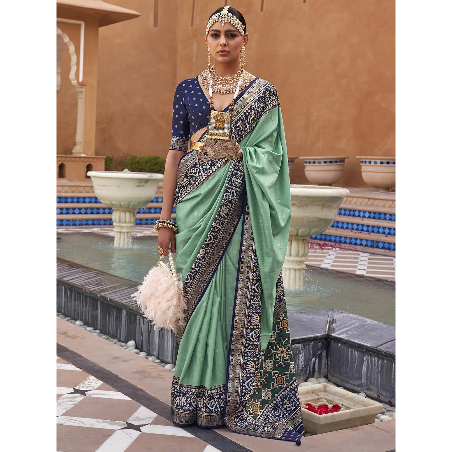 SAREE MALL Woven Design Zari Work Pure Patola Silk Saree For Women With Unstitched Blouse Piece, Green