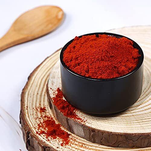 CRISTA Kashmiri Chilli Powder | Laal Mirch Powder with Natural Oils | Zero added Colours, Fillers, Additives & Preservatives | Mild Spicy Grade | Vibrant Red Colour | 500 gms