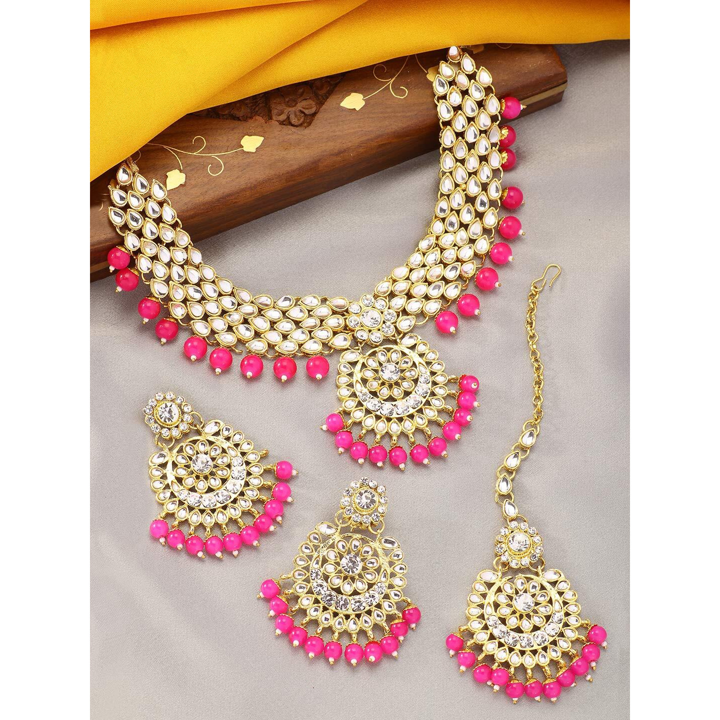 Peora Indian Traditional 18K Gold Plated Kundan Brass Alloy Bead Choker Necklace with Earring Mangtikka Jewellery Set for Women & Girls