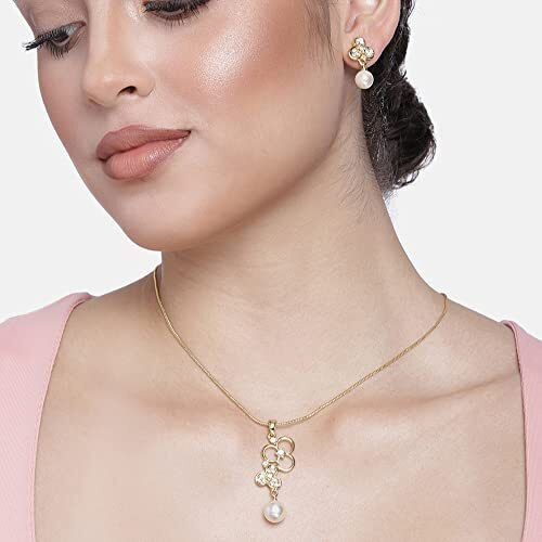 Estele Gold Plated Flower Designer Pendant Set with Austrian Crystals & Pearl for Women