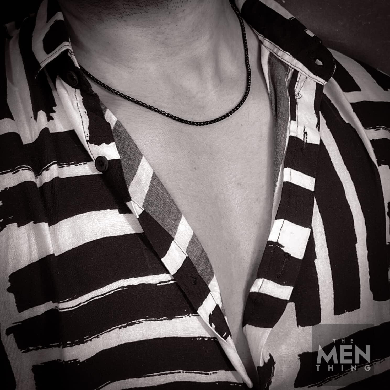 THE MEN THING BLACK ROUND BOX - 3mm Chain Stainless Steel 24 inch Necklace for Men & Boys