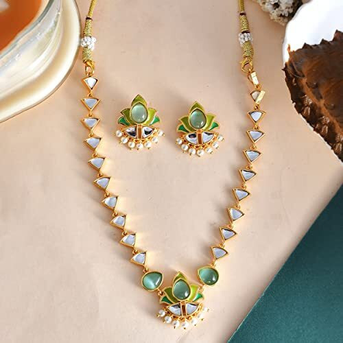 VOYLLA Forever More Gold Plated Neckalce Set