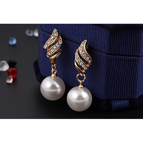 Shining Diva Latest Pearl Design Necklace Jewellery Set for Women (Design08-gold) (rrsd9584s)