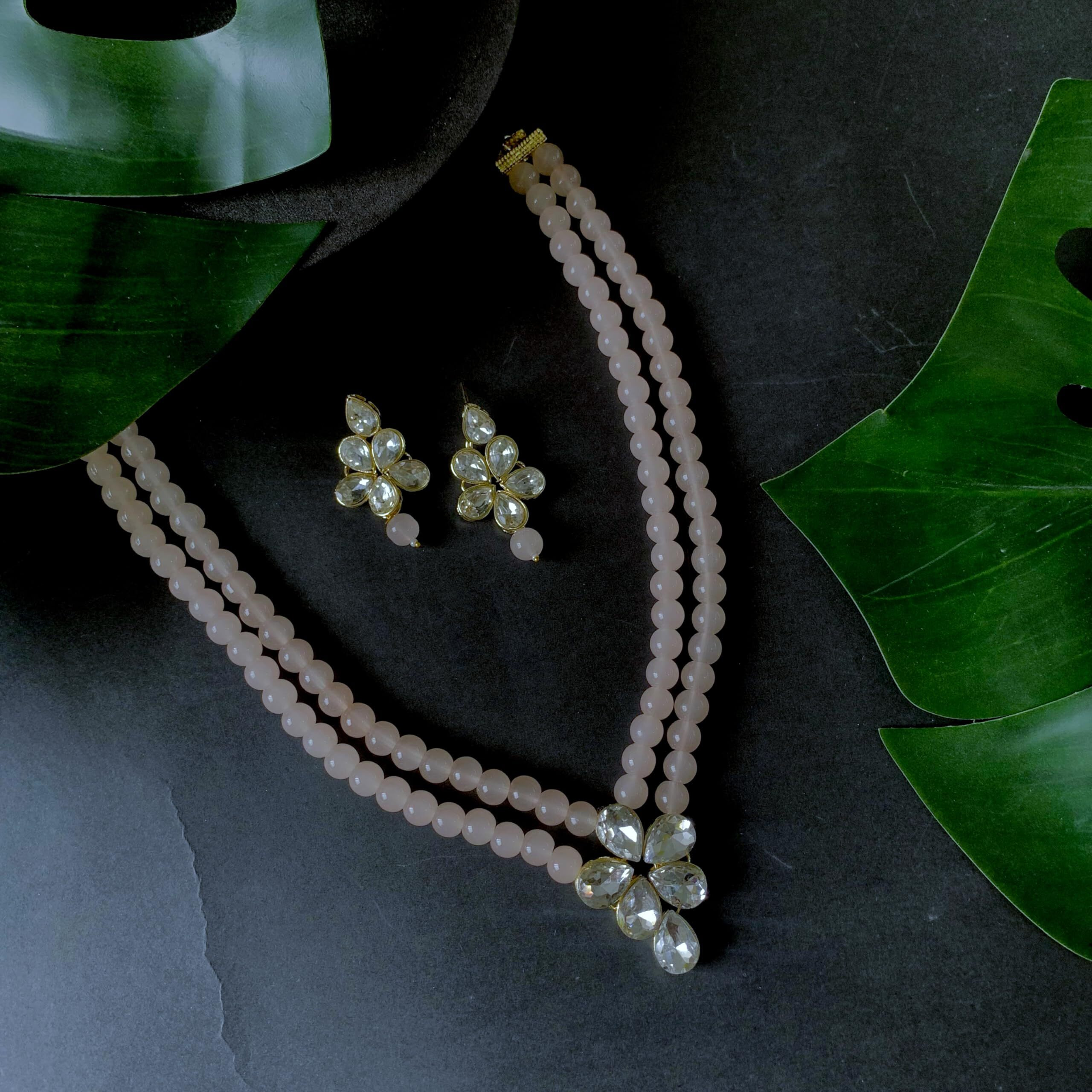 I Jewels 18k Gold Plated Traditional Kundan & Pearl Studded Necklace Jewellery Set For Women (ML311) (Peach)