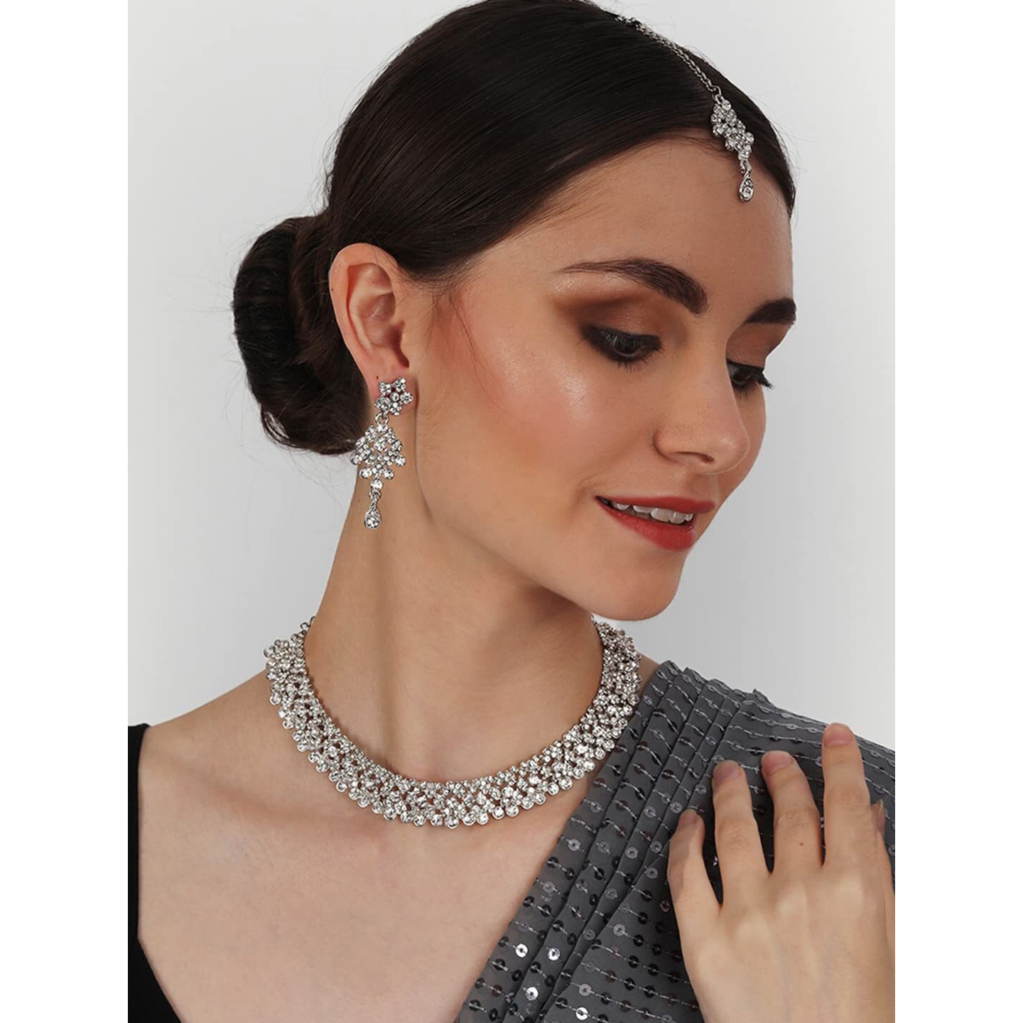 Atasi International Silver-Plated Alloy Choker Necklace Jewellery Set With Earrings & Maang Tikka For Women (White)