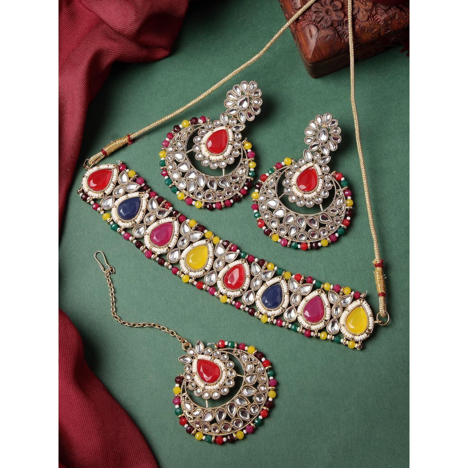 Sukkhi Incredible Drop Shaped Multicolor Kundan & Beads Choker Necklace Set With Earring And Maangtika | Jewellery Set For Women (NS105632)