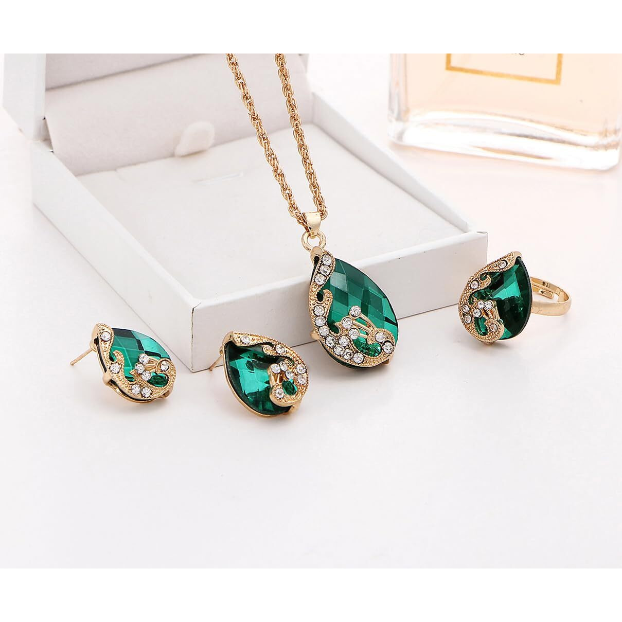 Shining Diva Fashion Stylish Gold Plated Crystal Jewellery Set for Women (rrsd15228s)