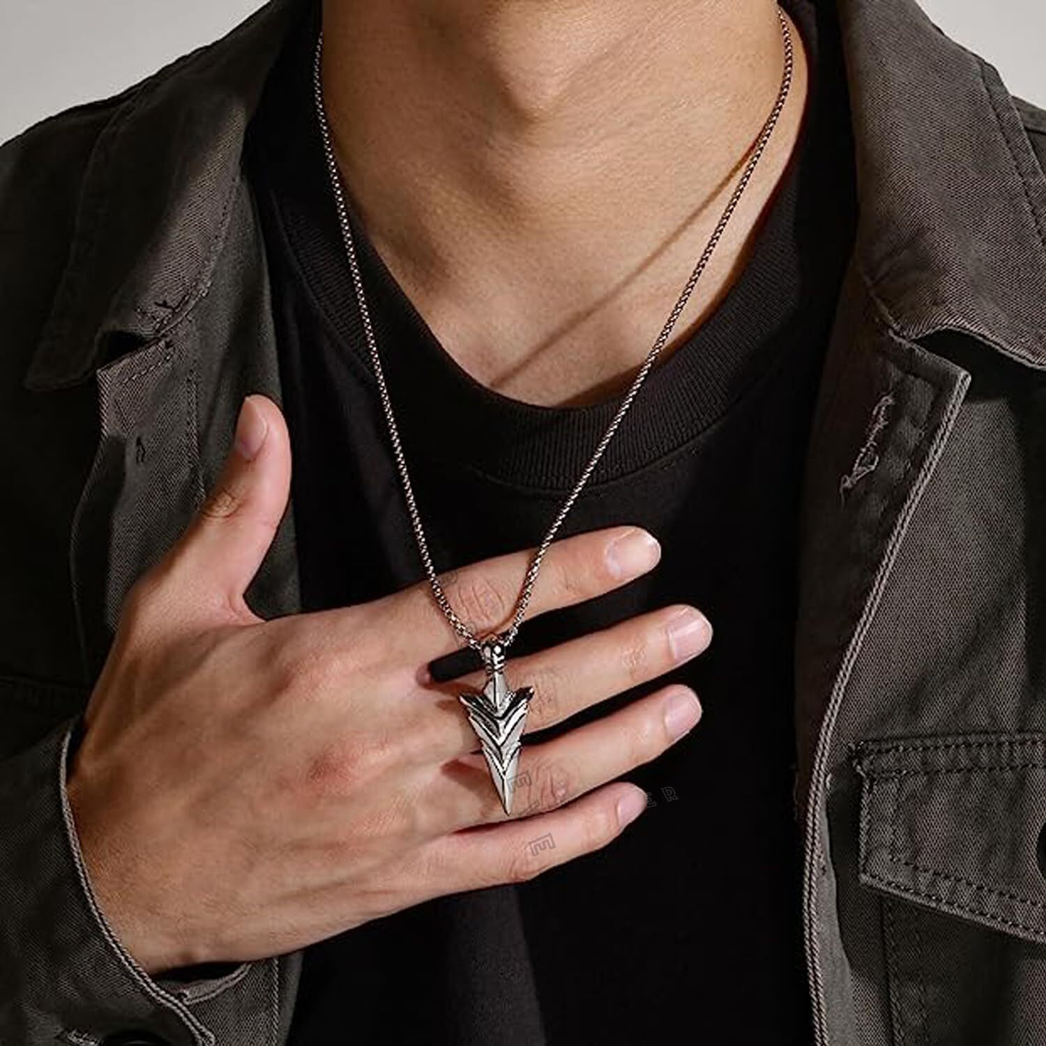 Young & Forever Gift Stainless Steel Stainless Steel Silver Arrow Pendant Necklace Gift Idea Men Women Boys Girls