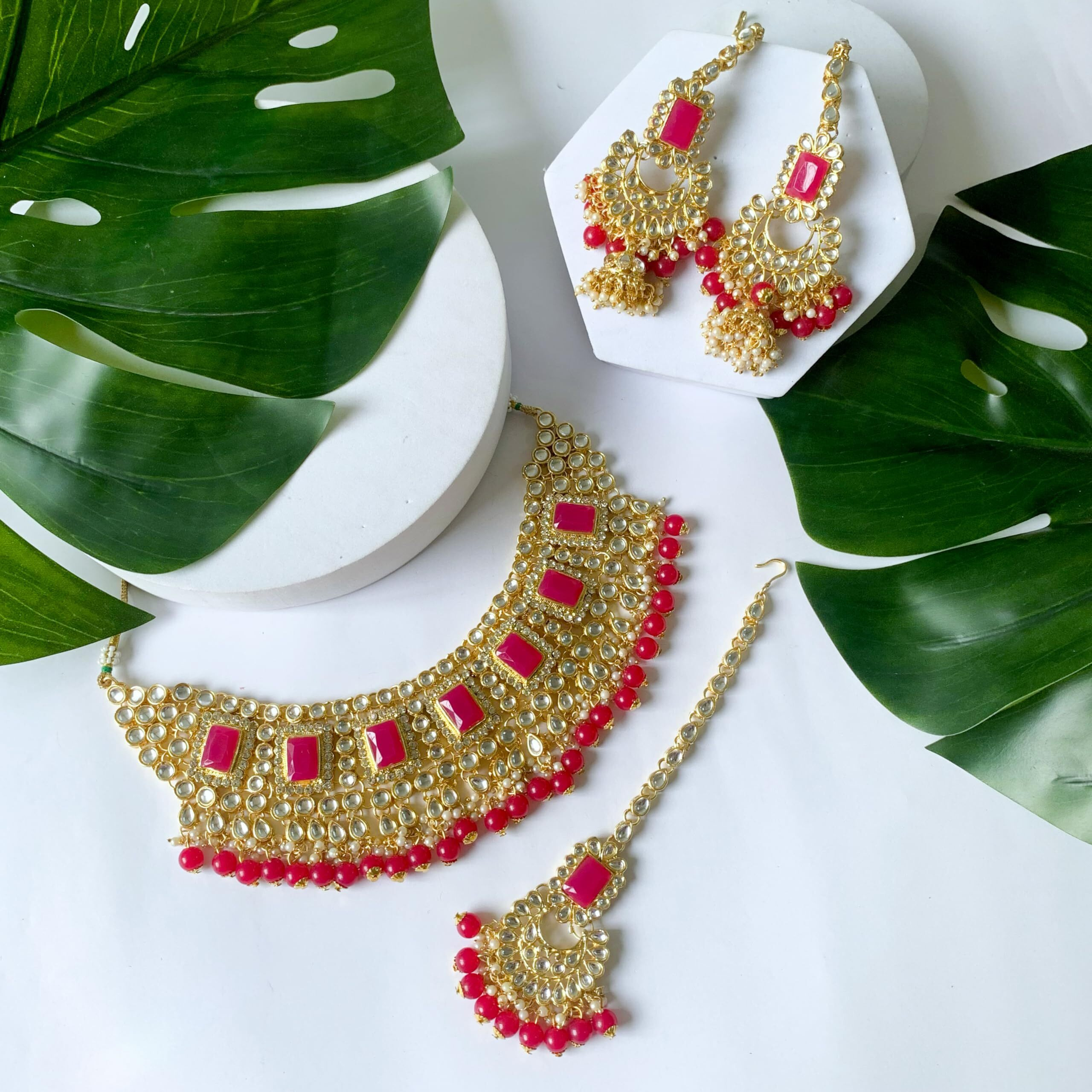 I Jewels 18K Gold Plated Traditional Handcrafted Faux Kundan & Pearl Studded Bridal Choker Necklace Jewellery Set with Earrings & Maang Tikka For Women (IJ401) (Rani Pink)