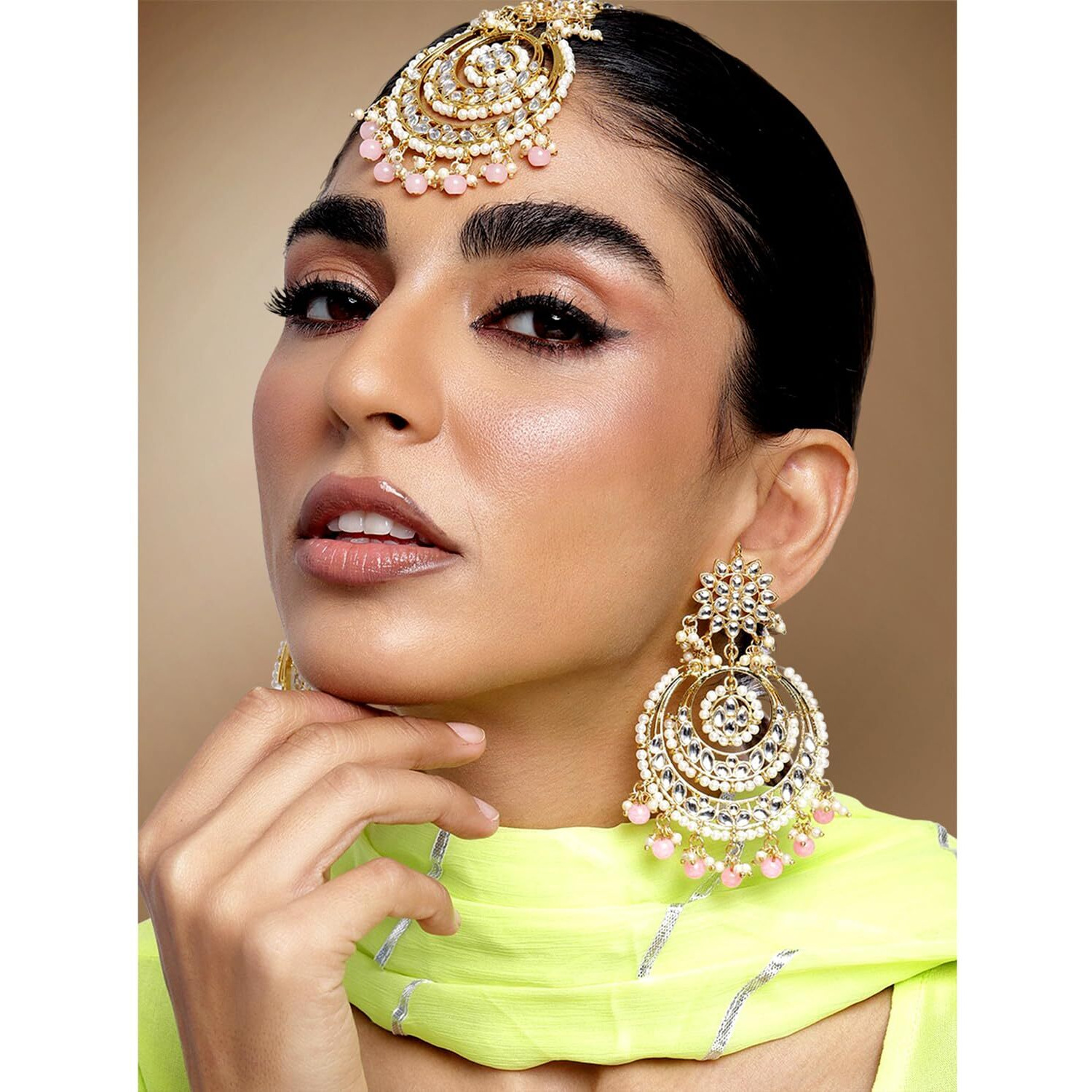 Peora Traditional Jewellery 18K Gold Plated Brass Kundan and Pearl Maang Tikka and Earring Set for Women (Pink)