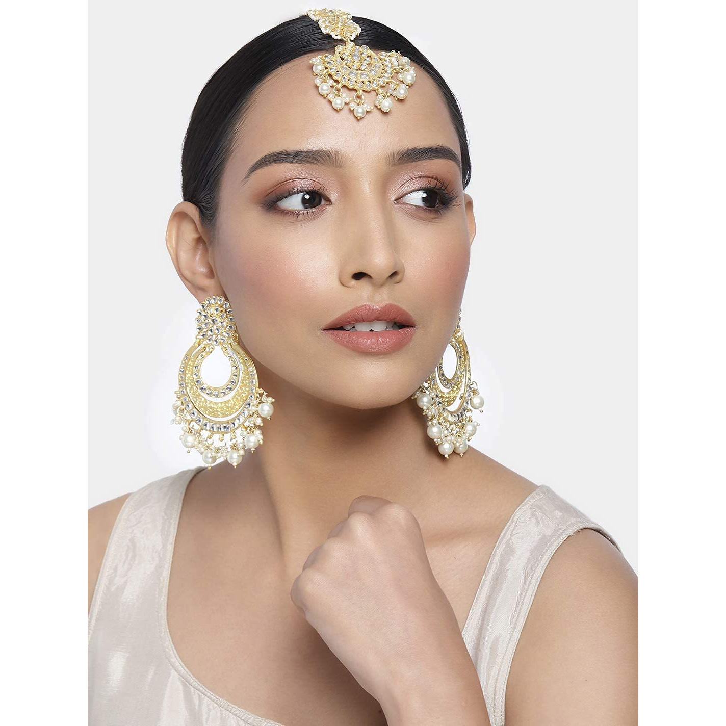 I Jewels Gold Plated with Stunning Matte Finish Traditional Big Kundan & Faux Pearl Bridal Chandbali Earrings with Maang Tikka Set for Women/Girls (TE2860FL)