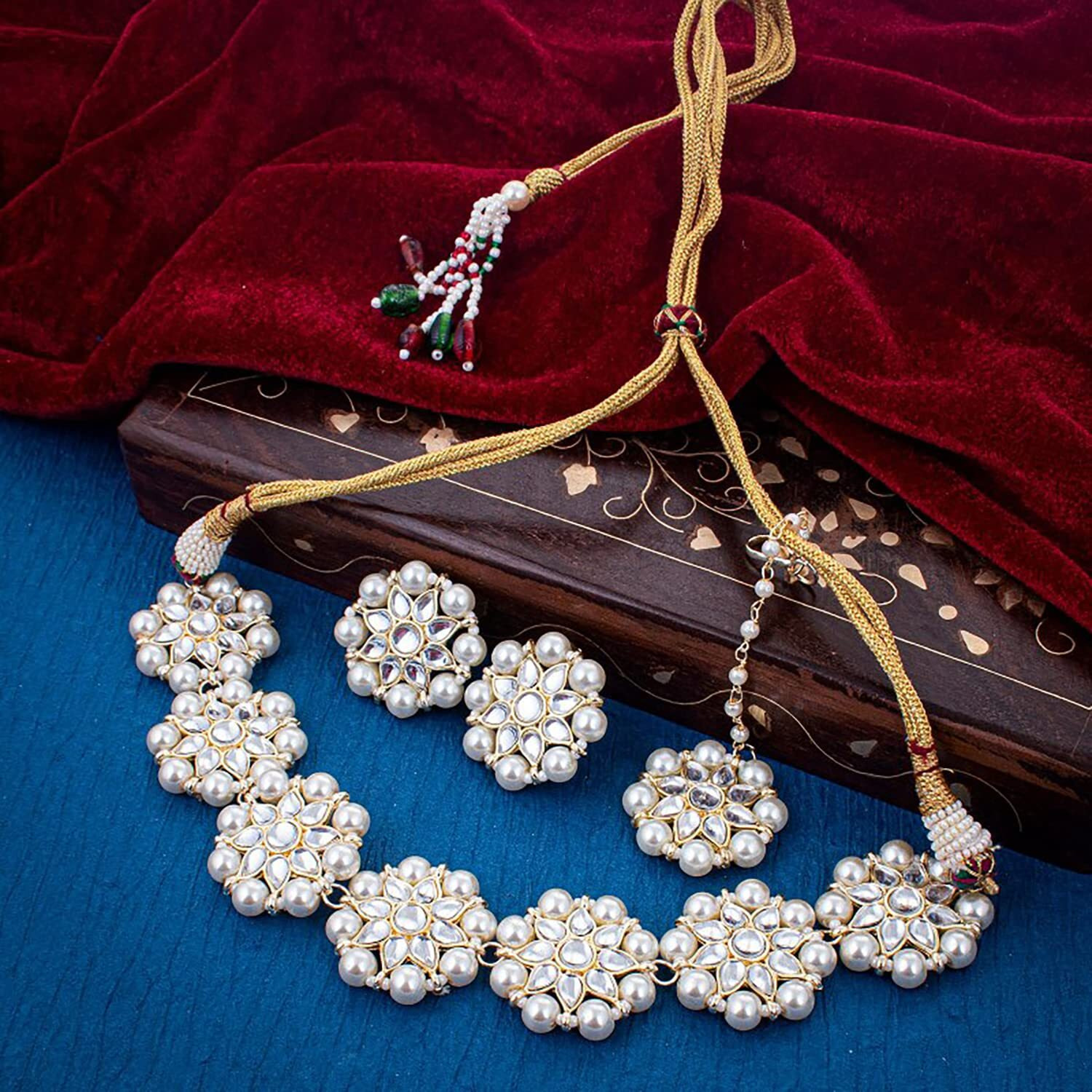 Sukkhi Amazing Gold Plated Choker Necklace Set For Women (NS102933)