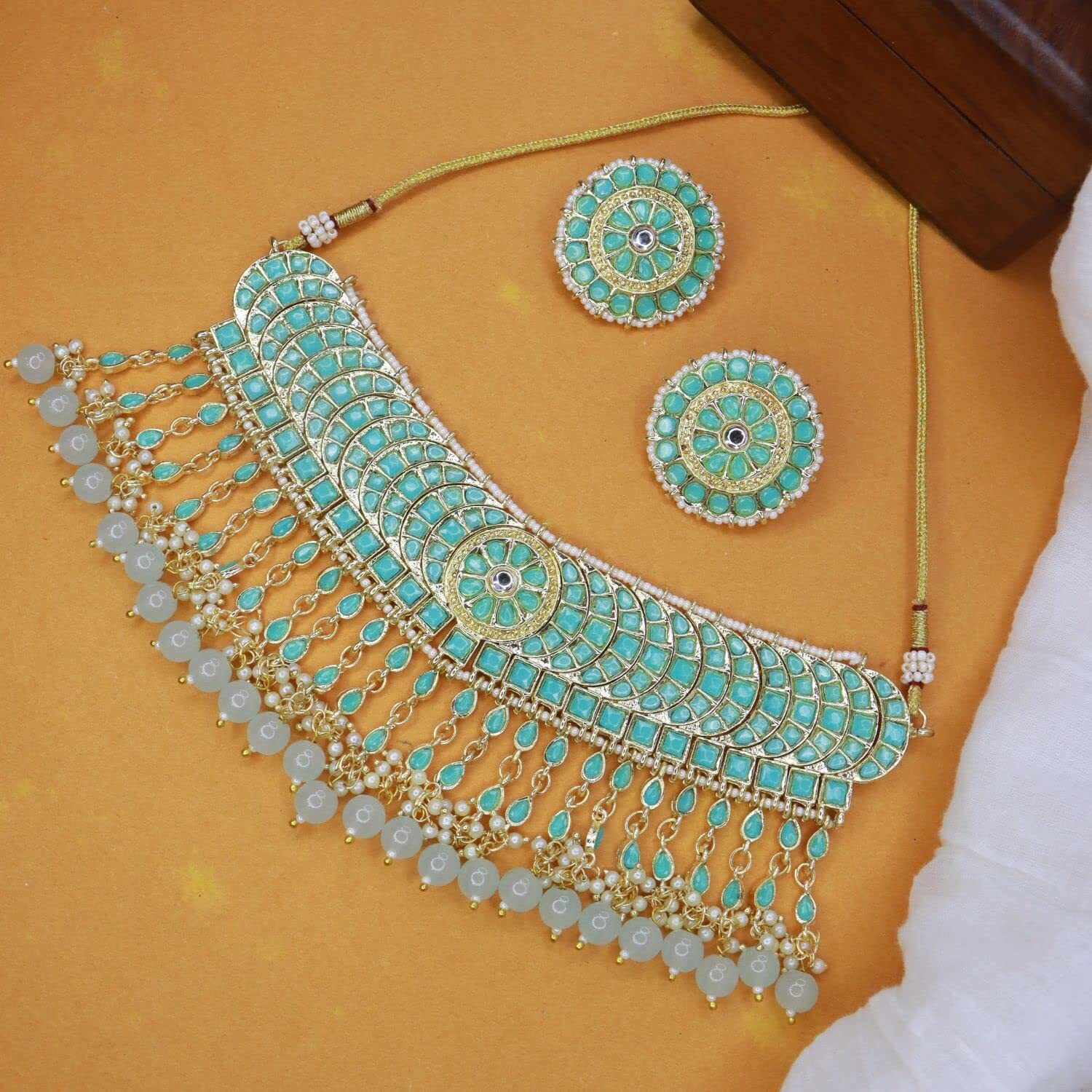 I Jewels 18K Gold Plated Traditional Kundan & Pearl Studded Choker Necklace Set For Women/Girls (K7210) (Turquois)