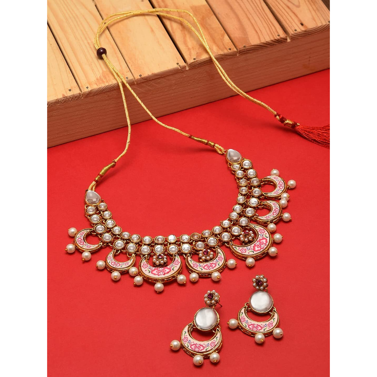 ZAVERI PEARLS Gold Tone Kundan & Pearls Mesmerising Traditional Necklace Set For Women-ZPFK7839