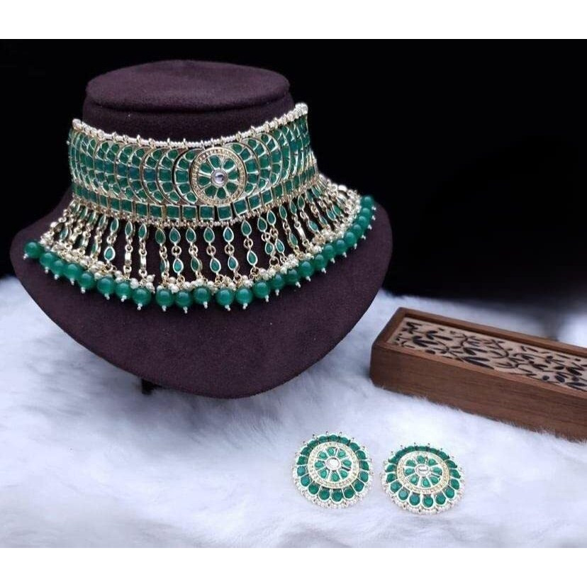 I Jewels 18K Gold Plated Traditional Kundan & Pearl Studded Choker Necklace Set For Women/Girls (K7210) (Full Green)