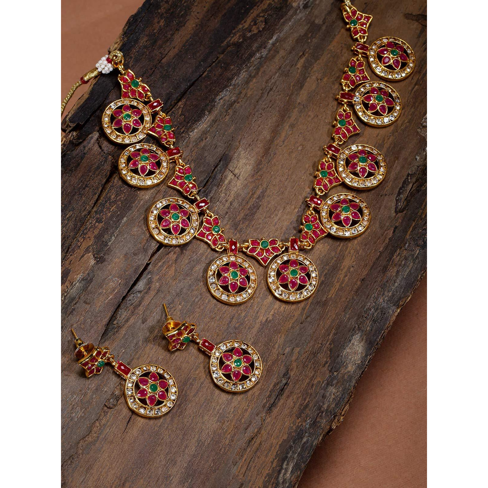 ZAVERI PEARLS Gold Tone Traditional Choker Necklace Set For Women-ZPFK8982