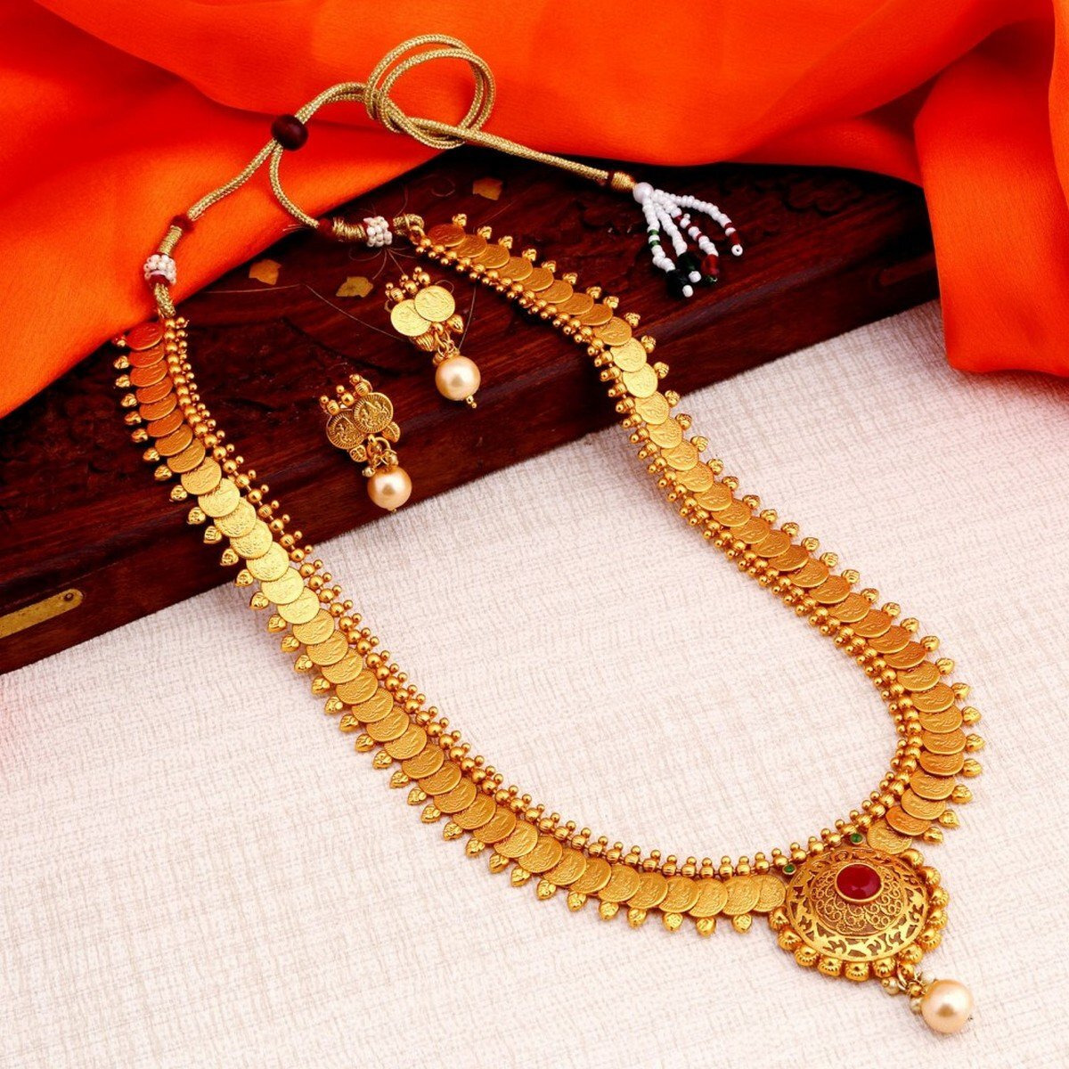 Sukkhi Coin Jewellery Sets for Women (Golden)(N72469GLDPAP022018)