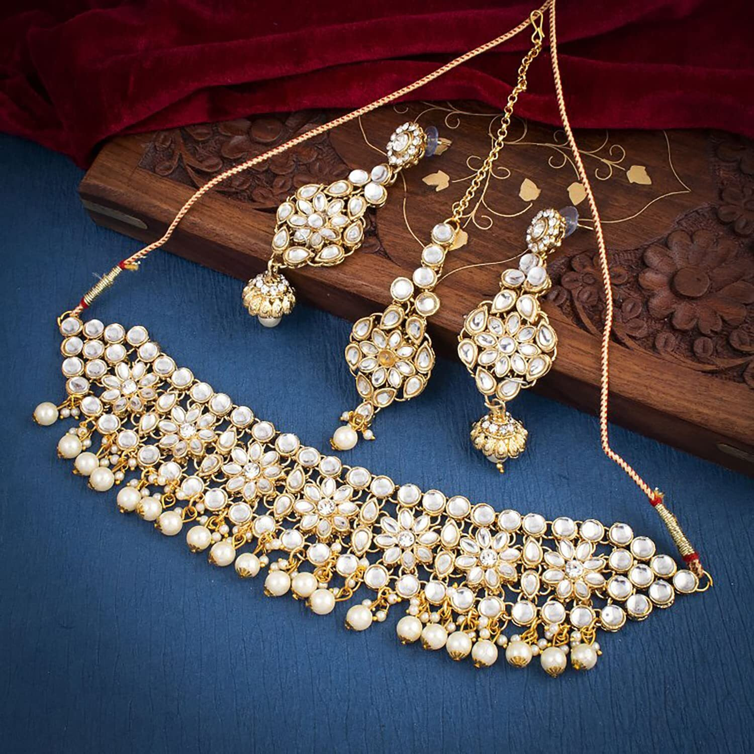 Sukkhi Striking Gold Plated Kundan & Pearl Choker Necklace Set For Women (NS102944)