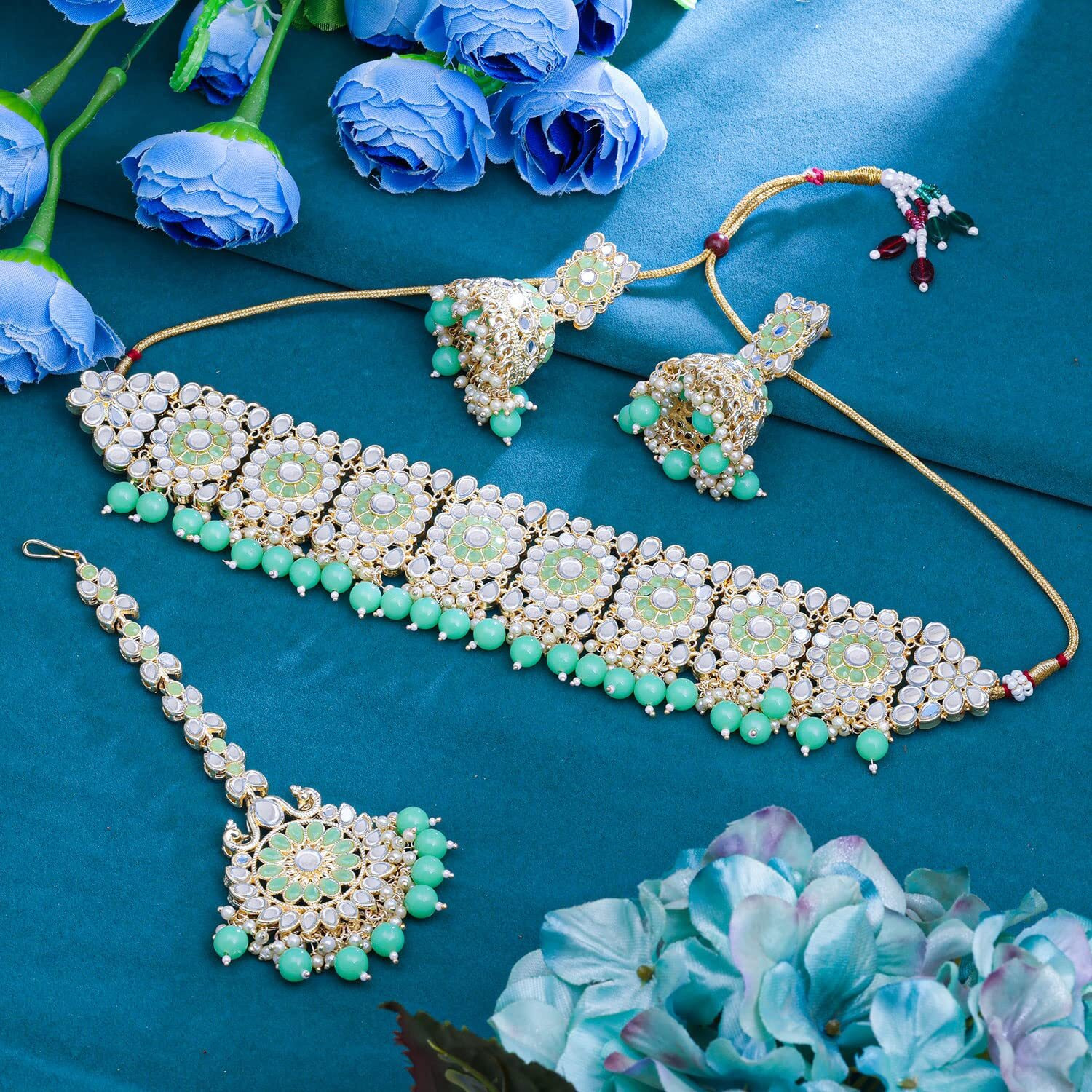 Sukkhi Splendid Gold Plated Kundan Choker Necklace Set for Women (NS104269)