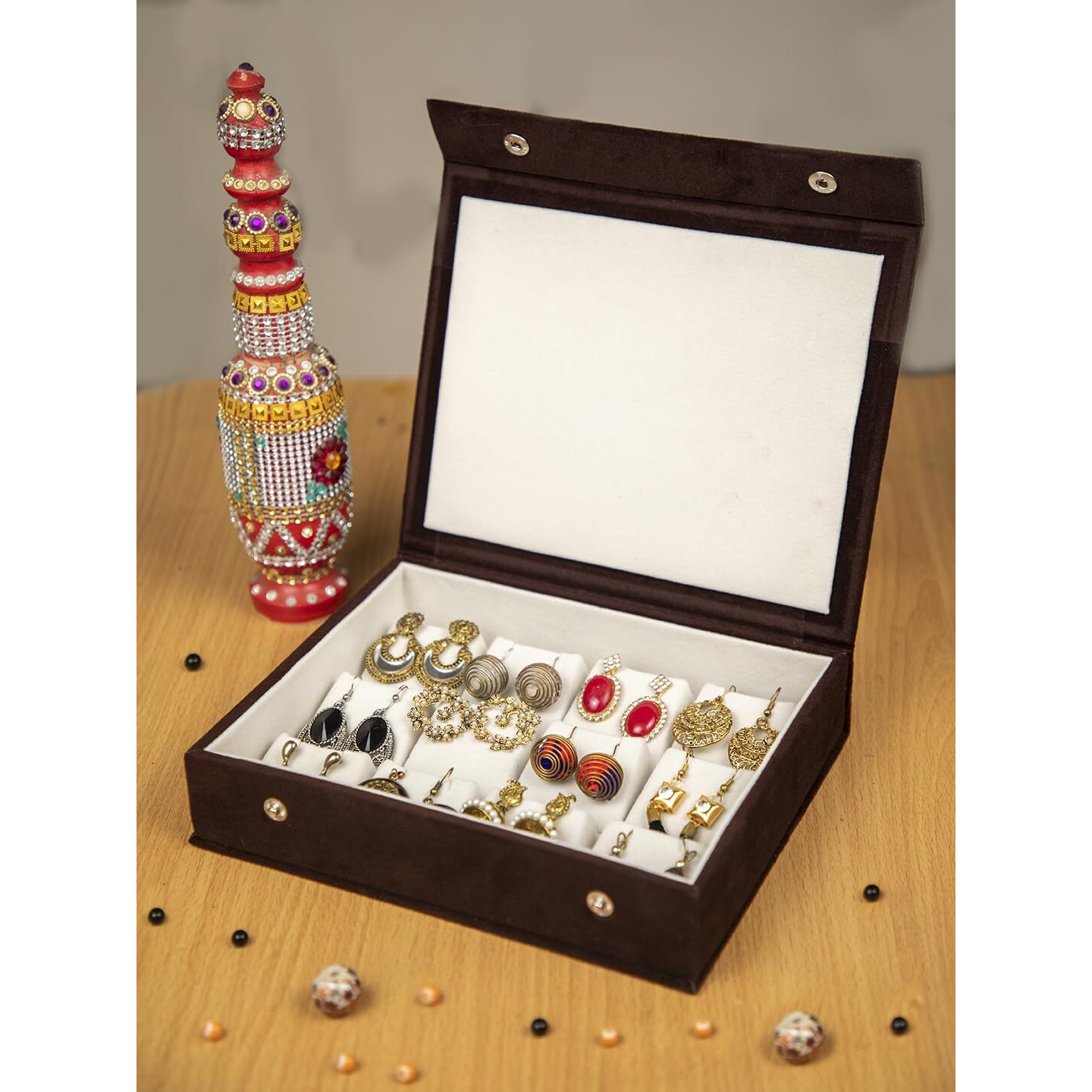 LUCES Velvet Travel Jewellery Storage Box Organizer Display Storage Case Vanity for Jhumka Earrings Rings Cosmetic Necklace Jewellery Wardrobe Organizer for Woman (Brown)