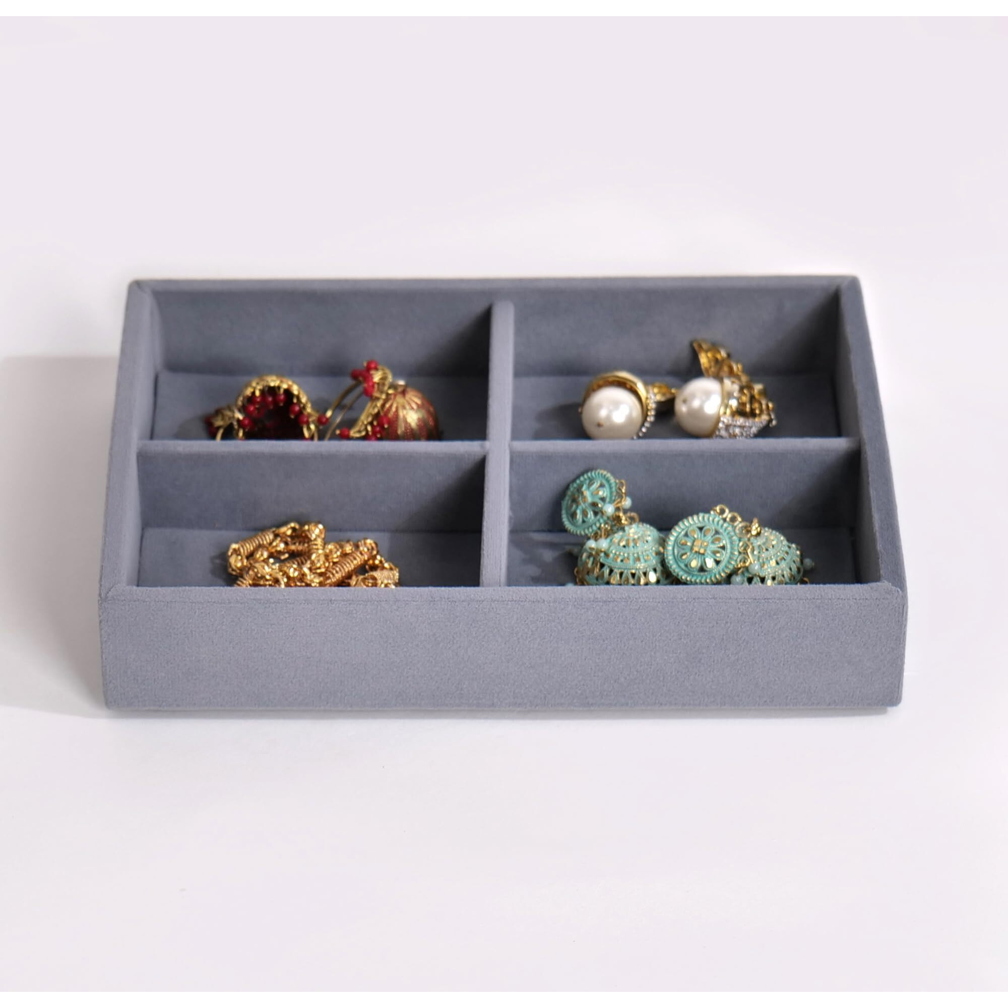 La Trove Luxury Premium Portable Jewellery Storage Box with Pocket Organizer for Earings, Rings, Cufflinks and Hooks for Chains Travel Women Gift Organiser (18x15x5.5 cm) (Grey 4 Grid)