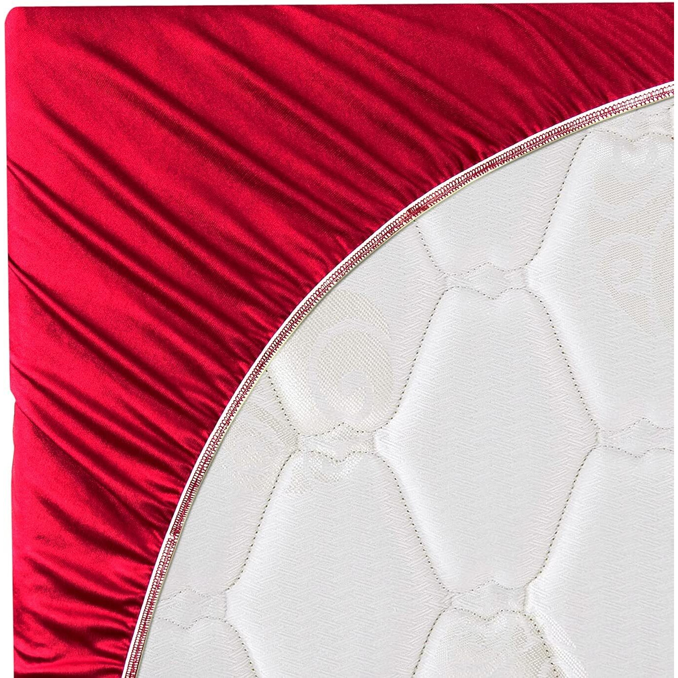 GADDA CO Waterproof Soft Terry Cotton Elastic Fitted Mattress protector - 78 * 84 - King size - Maroon
