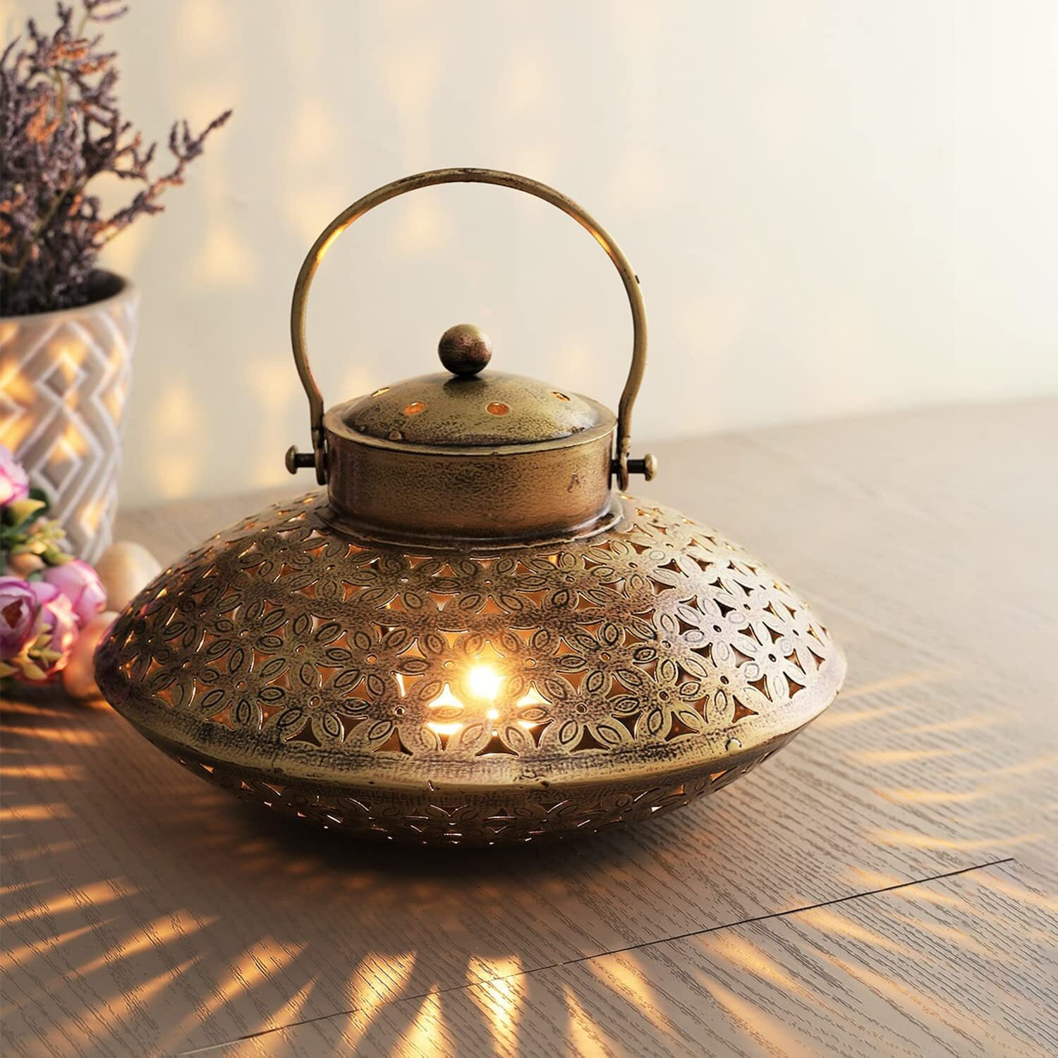 CraftVatika Iron Degchi doop stand Tealight Candle Holder Set of 10 - Tea Light Candle Stand Decorative Home Decoration Items for Living Room Netted Style