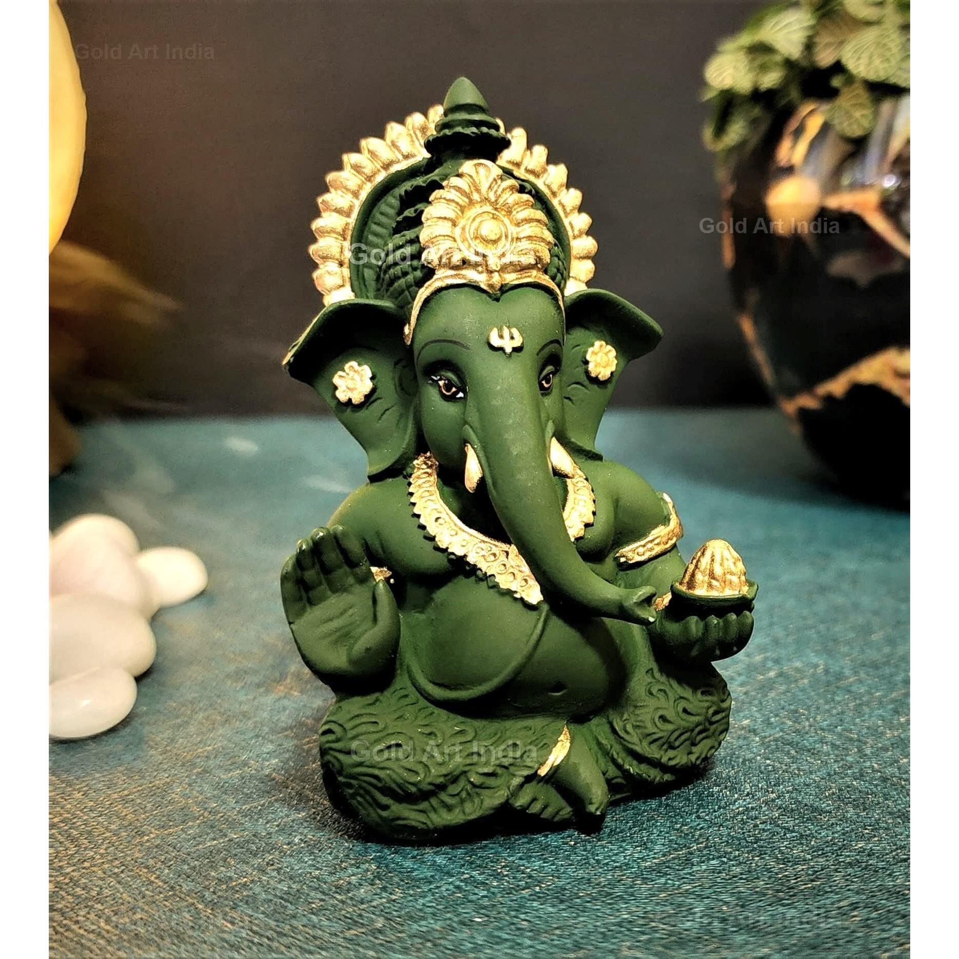 Gold Art India Lord Ganesha for Car Dashboard Forest Green Terracotta Mukut Ganesha Murti Ganpati Idol for Home Decor Puja Lord Ganesh Statue Gift for Office Desk Puja Room Figurine