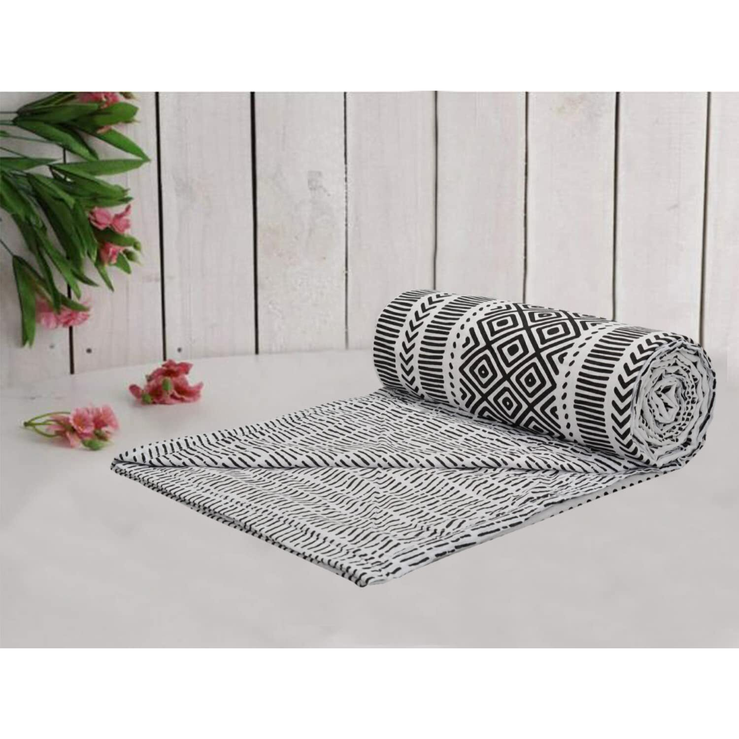 Trance Home Linen Pure Cotton Reversible Dohar Double Bed Size | AC Blanket Comforter | Soft Light-Weight Bed Blanket (84 x 88 inch, Azetic Black, Pack of 1)