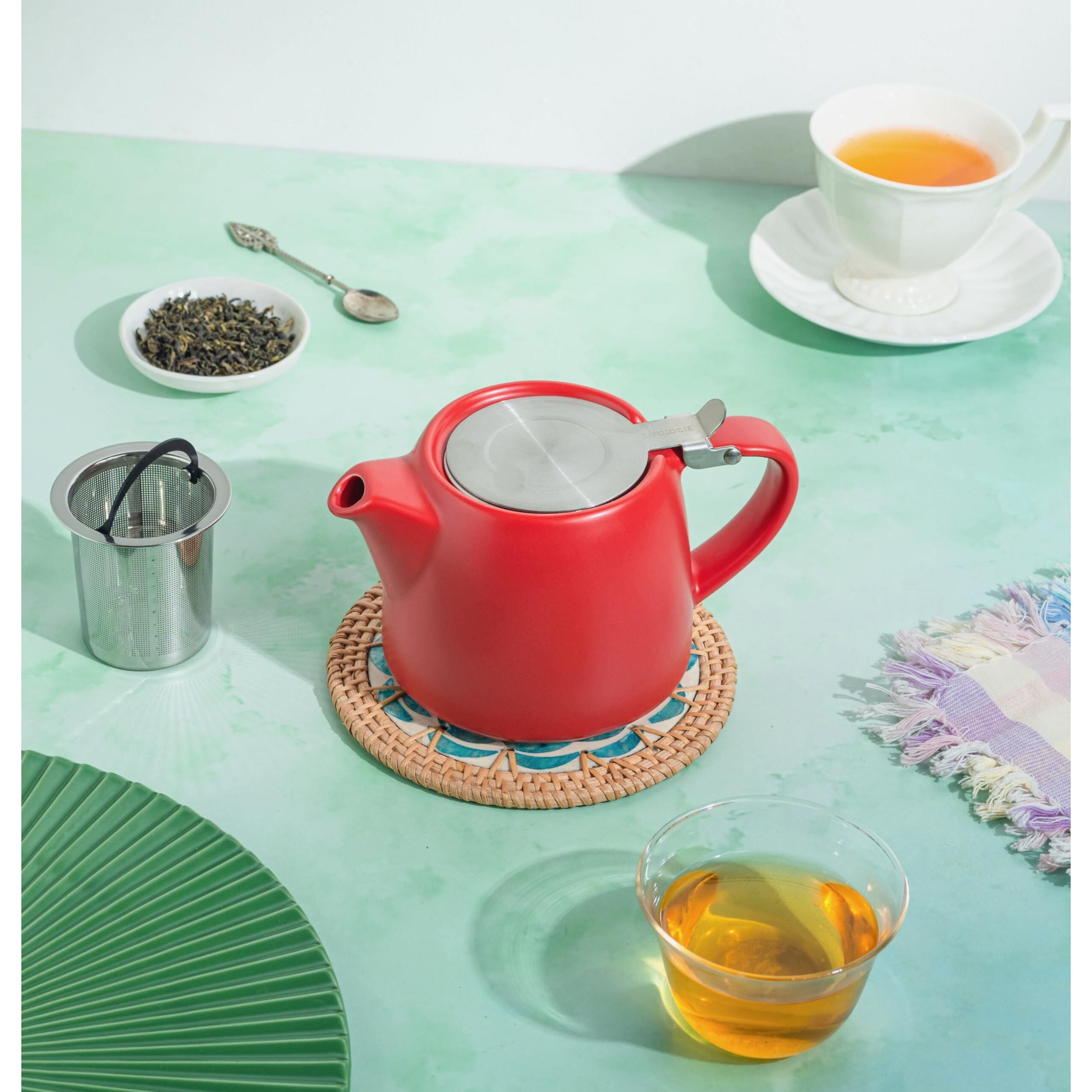 Glenburn Tea Direct Ceramic Teapot with Infuser  Perfect Loose-leaf, Flowery, Herbal, Green Tea Maker  High Fired, Finely Glazed Ceramic Tea Pot with Fine Mesh Stainless-Steel Infuser, Red, 400ml